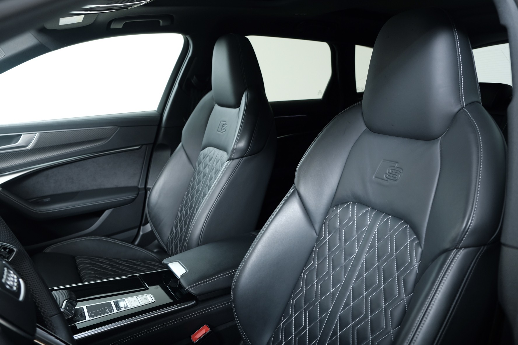 AUDI S6 Avant 3.0 TDI quattro tiptronic-image-10