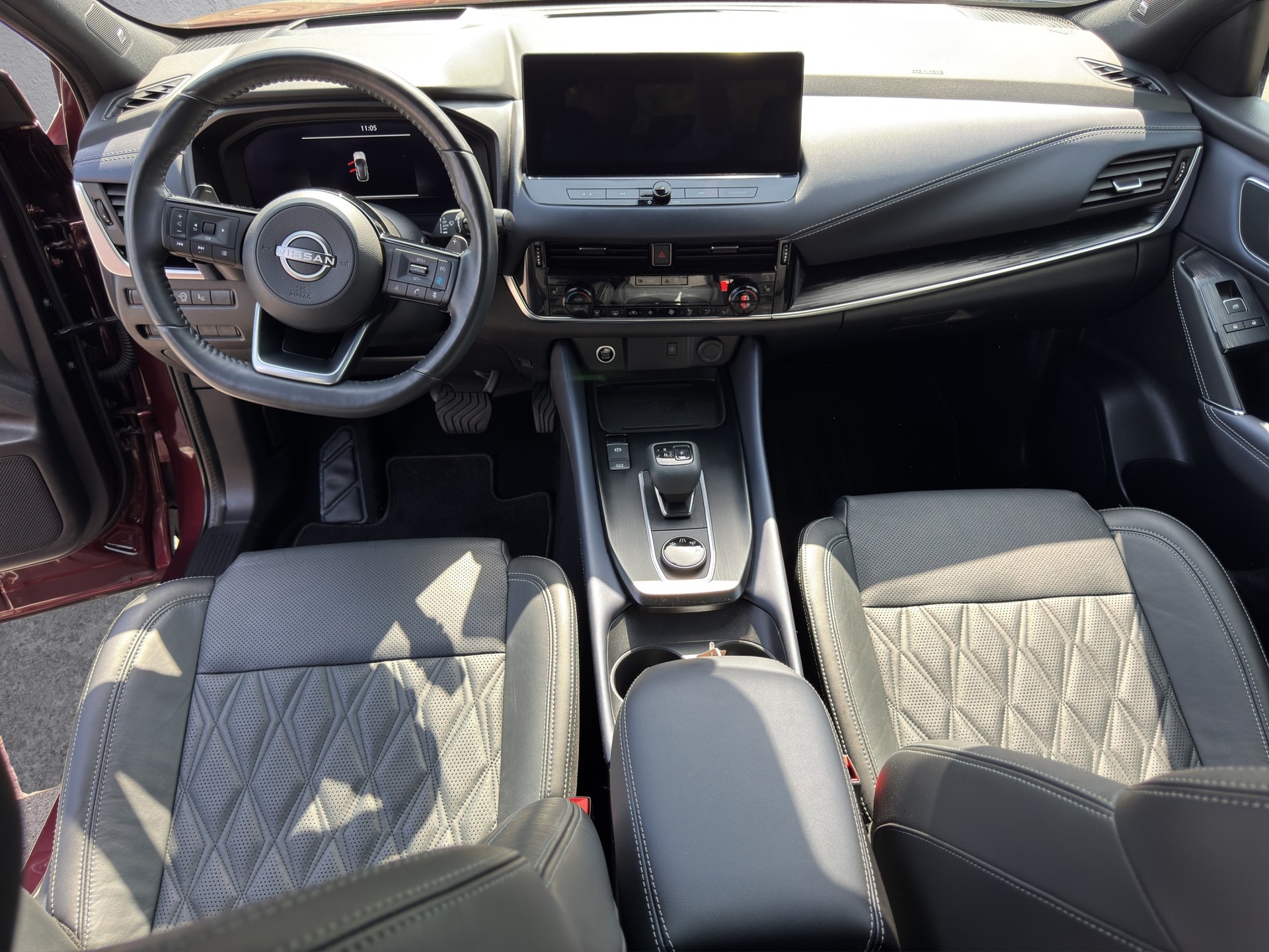 NISSAN Qashqai 1.3 MHEV Tekna+ 4x4-image-11