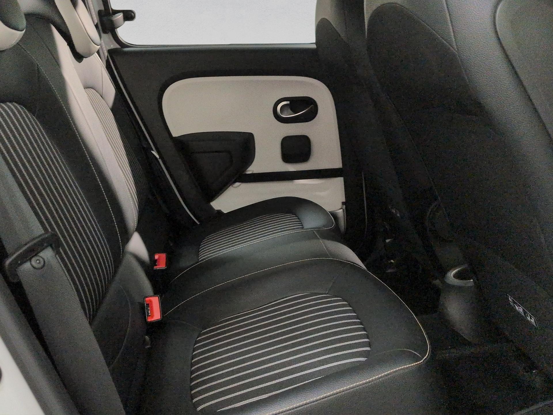 RENAULT Twingo Electric Intens-image-22