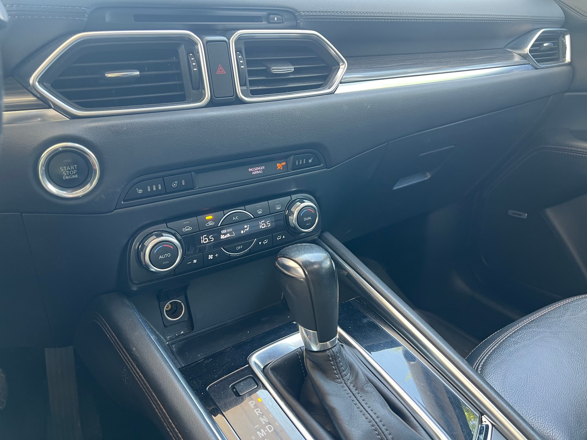 MAZDA CX-5 SKYACTIV-D 175 Revolution AWD Automat-image-13