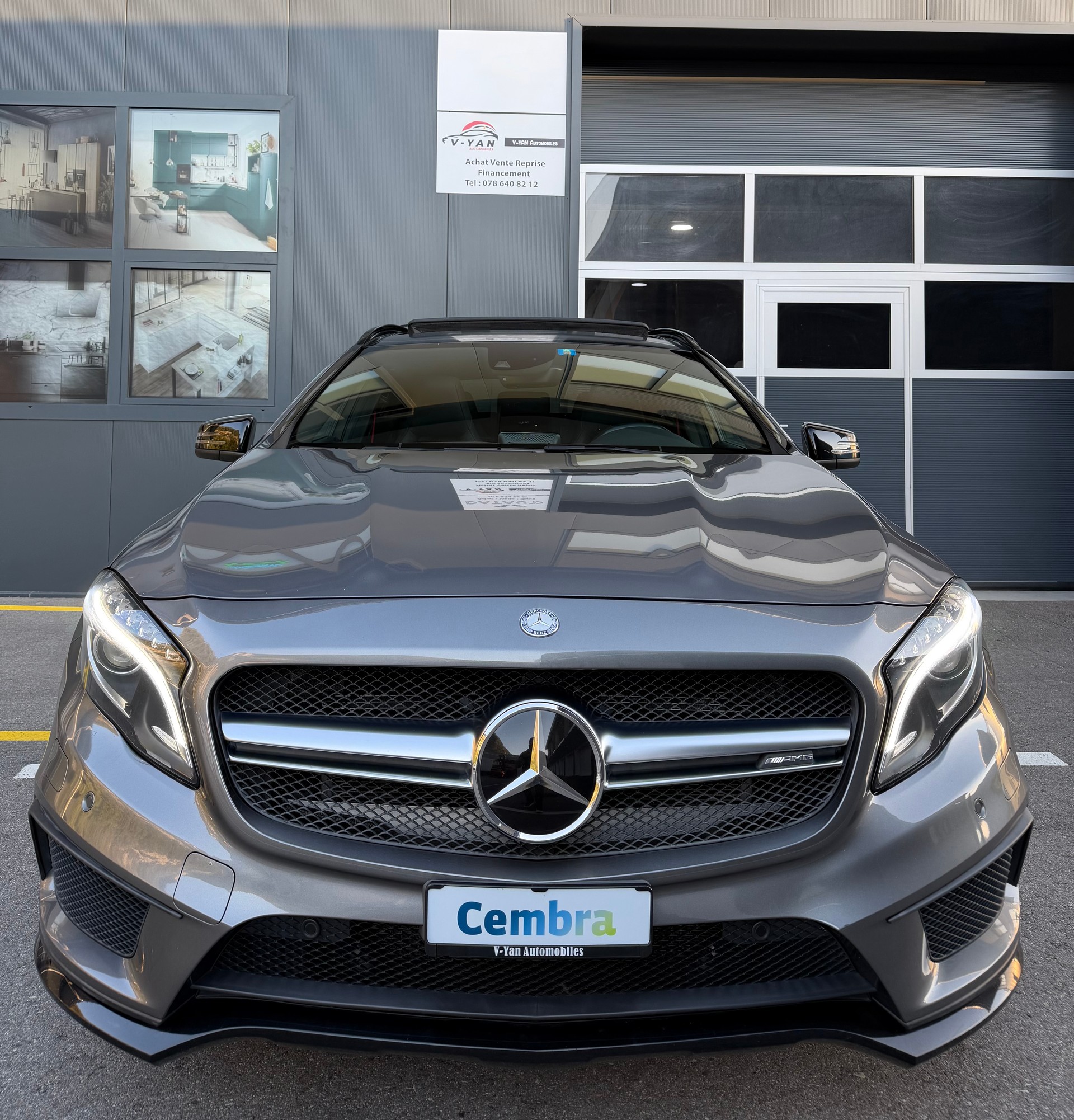 MERCEDES-BENZ GLA 45 AMG 4Matic 7G-DCT-image-2