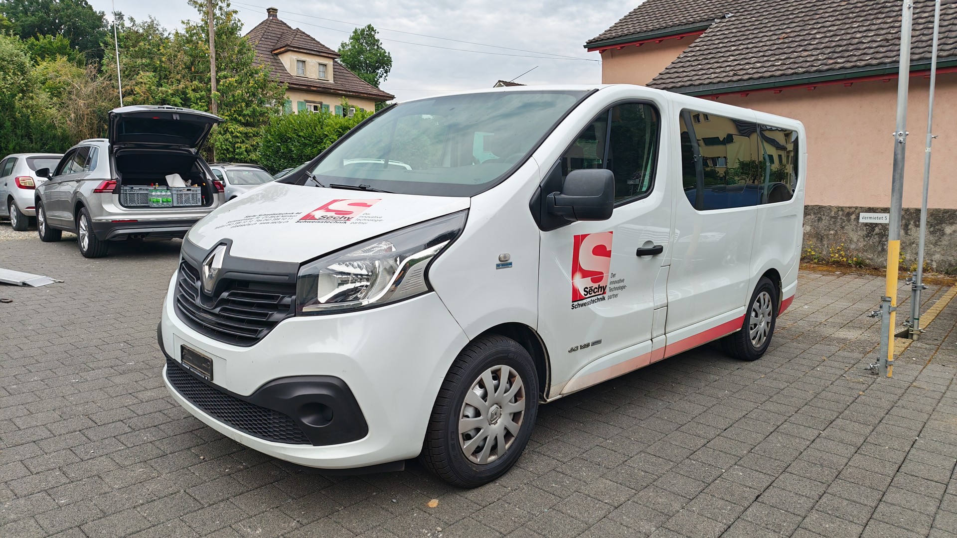 RENAULT Trafic ENERGY dCi 125 Passenger Authentique-image-6