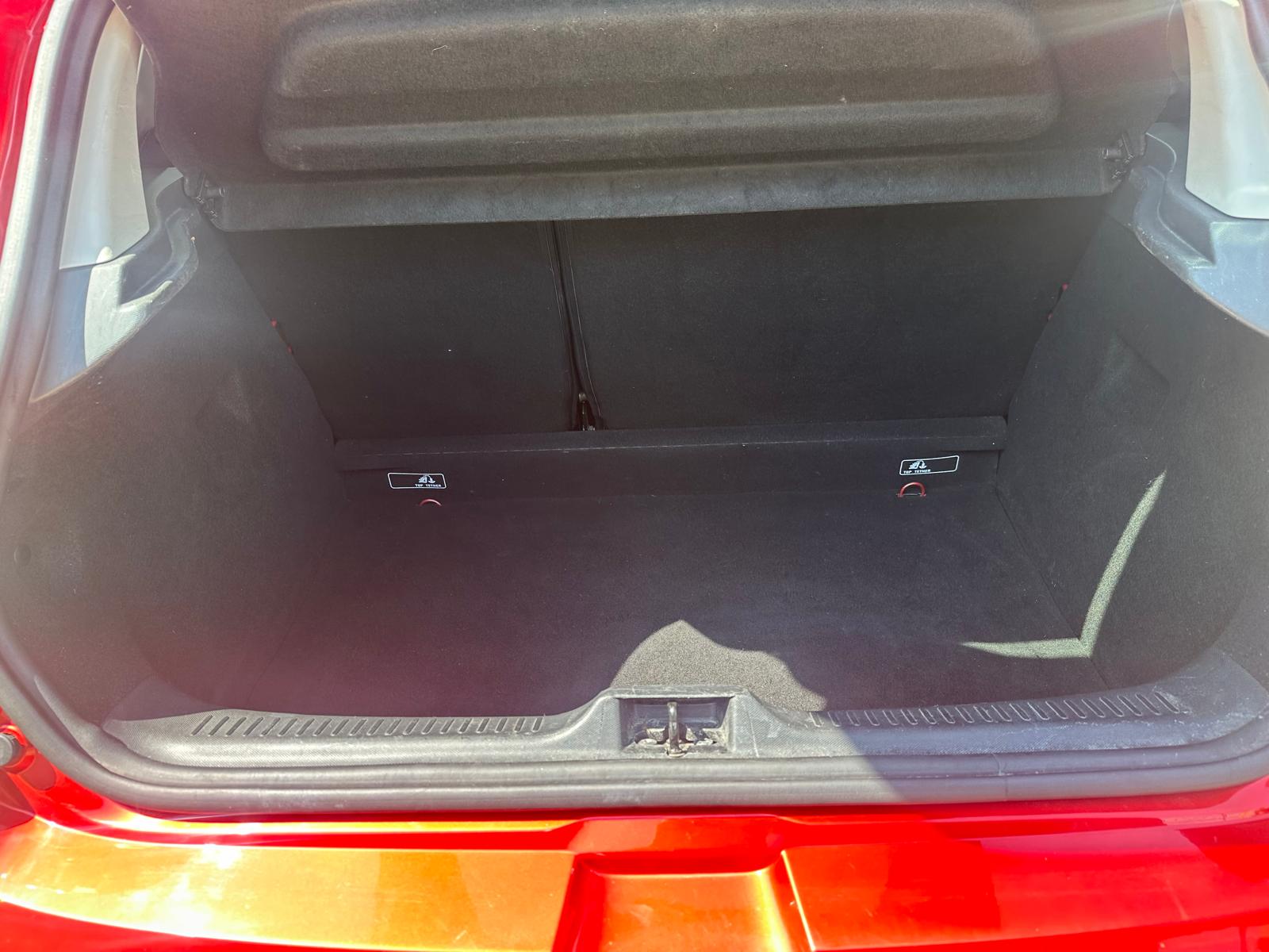 RENAULT CLIO 90-image-9