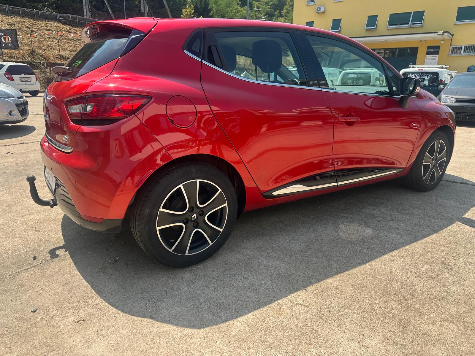 RENAULT CLIO 90-image-5