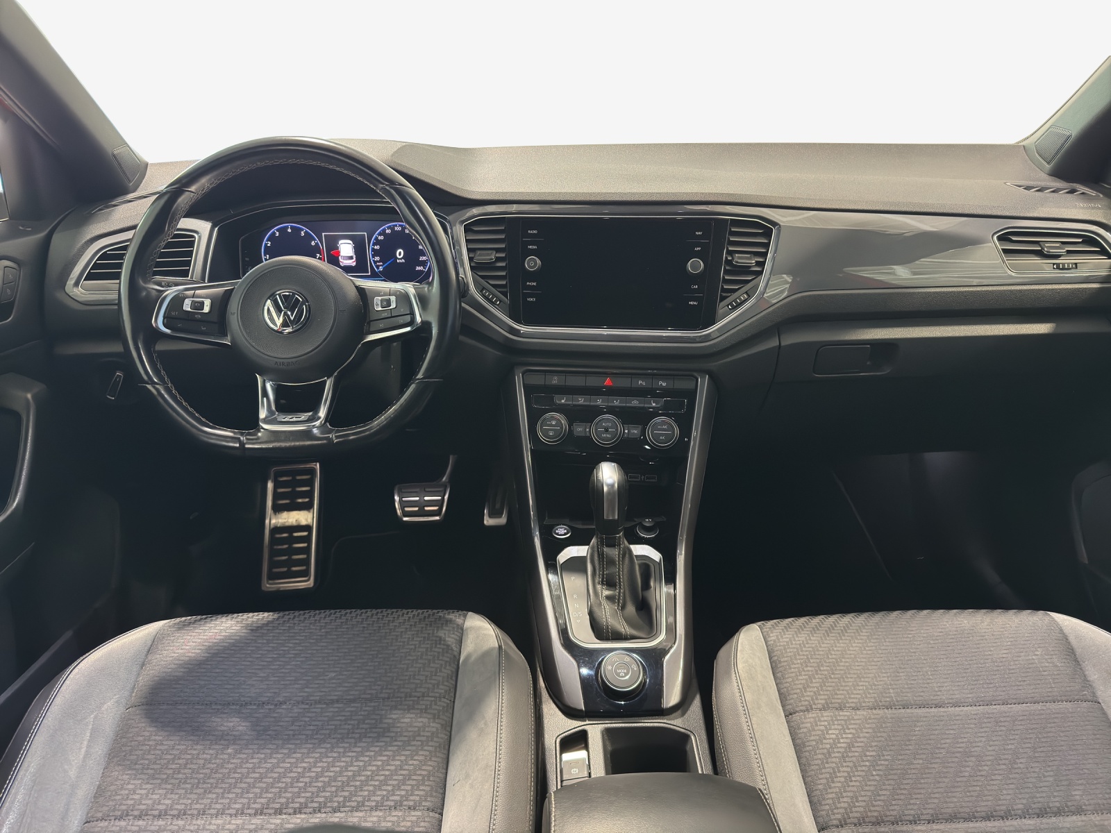 VW T-Roc 2.0 TSI Sport DSG 4Motion-image-10
