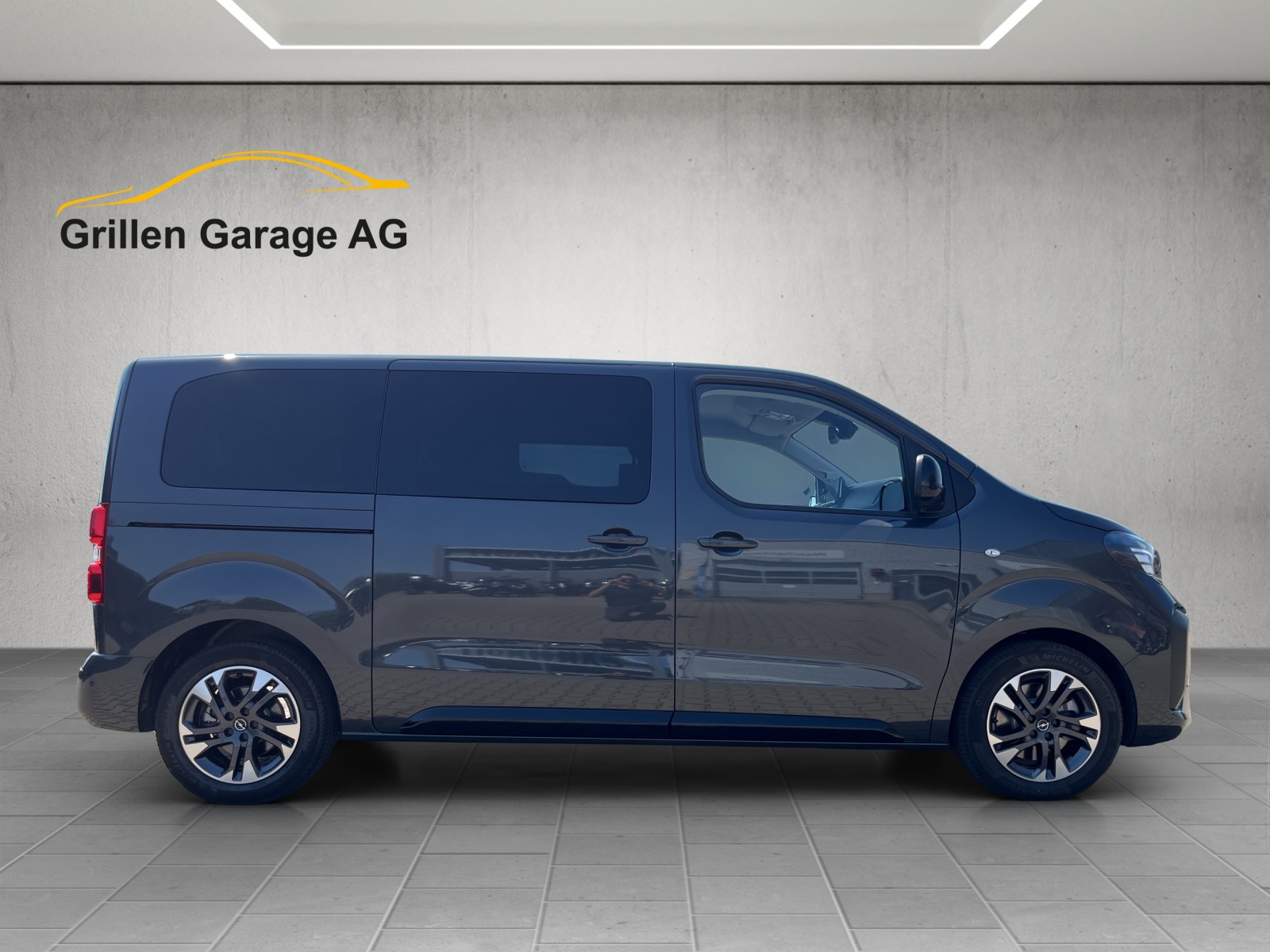 OPEL Zafira 2.2 CDTI 180 GS S/S-image-5