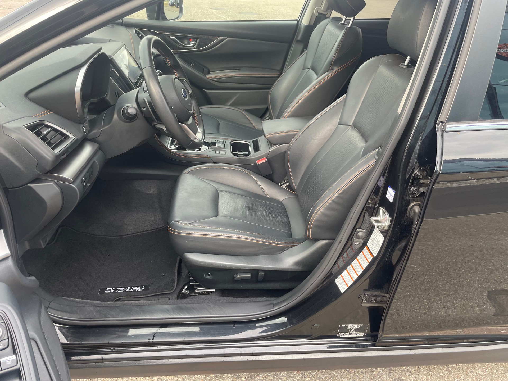 SUBARU XV 2.0 Luxury AWD Lineartronic-image-8