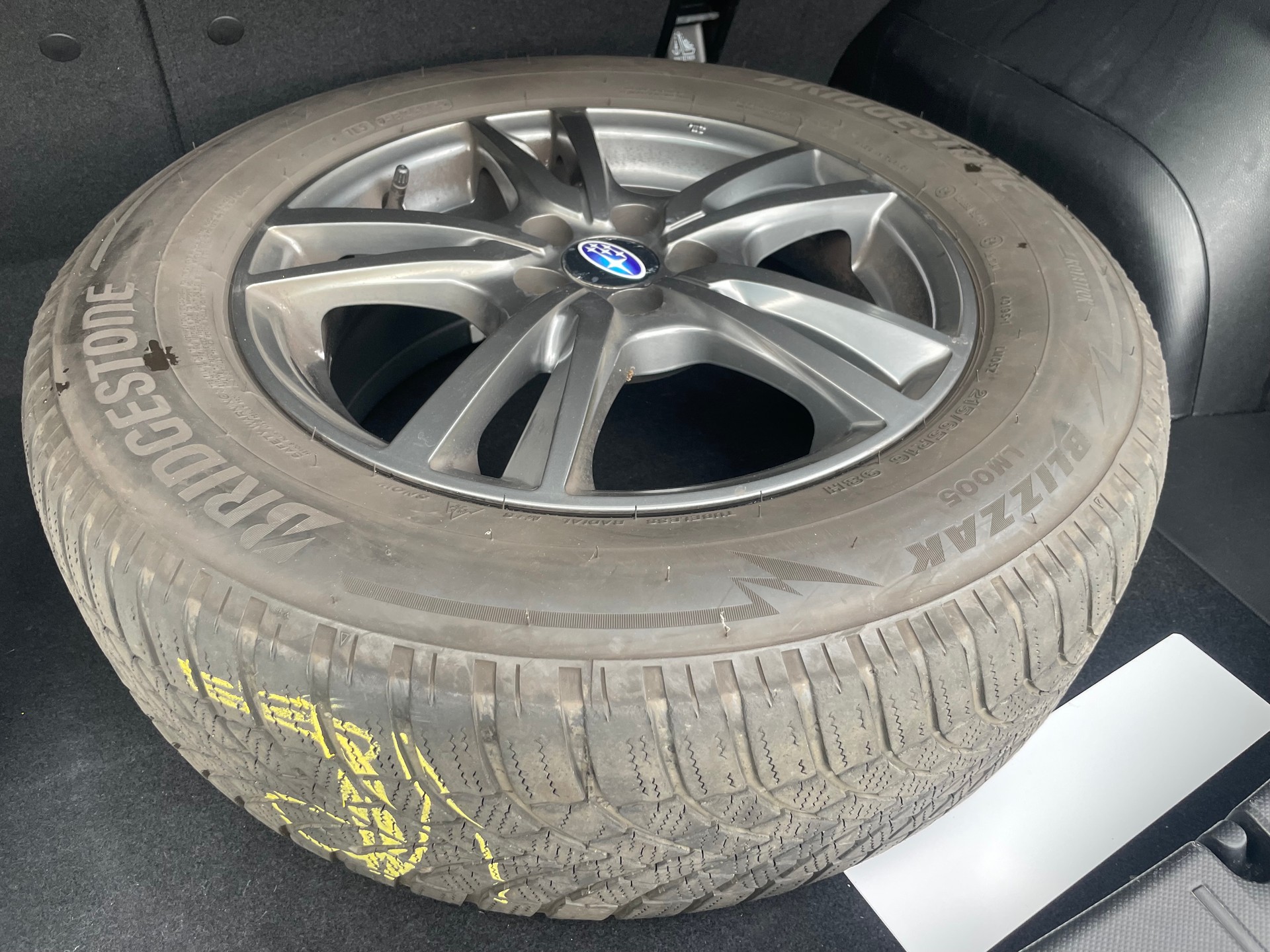 SUBARU XV 2.0 Luxury AWD Lineartronic-image-13