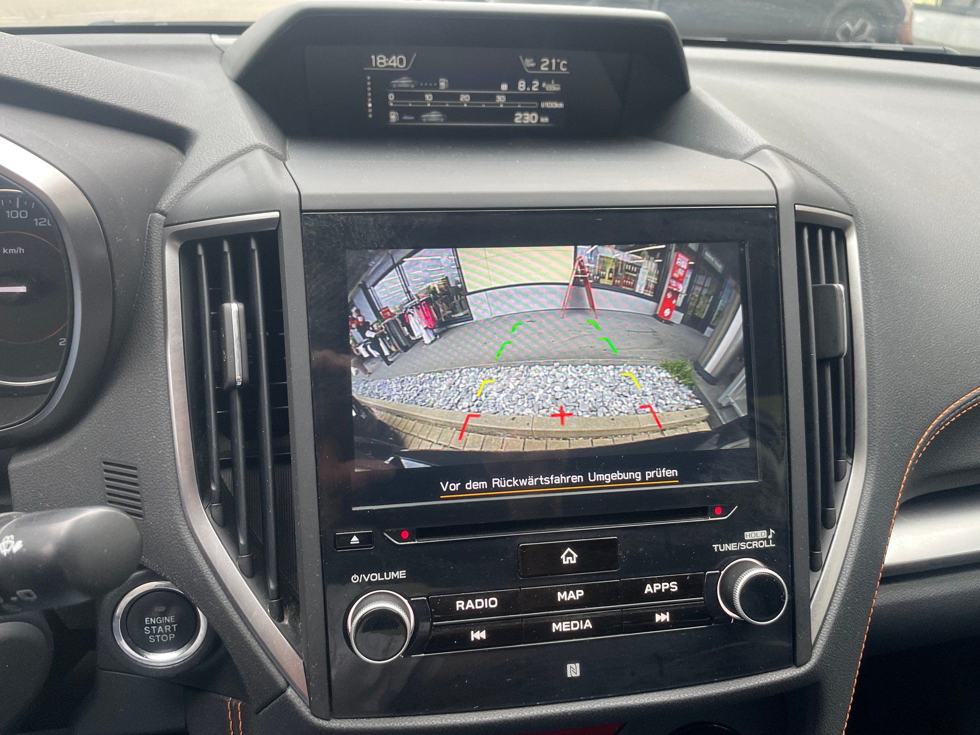 SUBARU XV 2.0 Luxury AWD Lineartronic-image-12