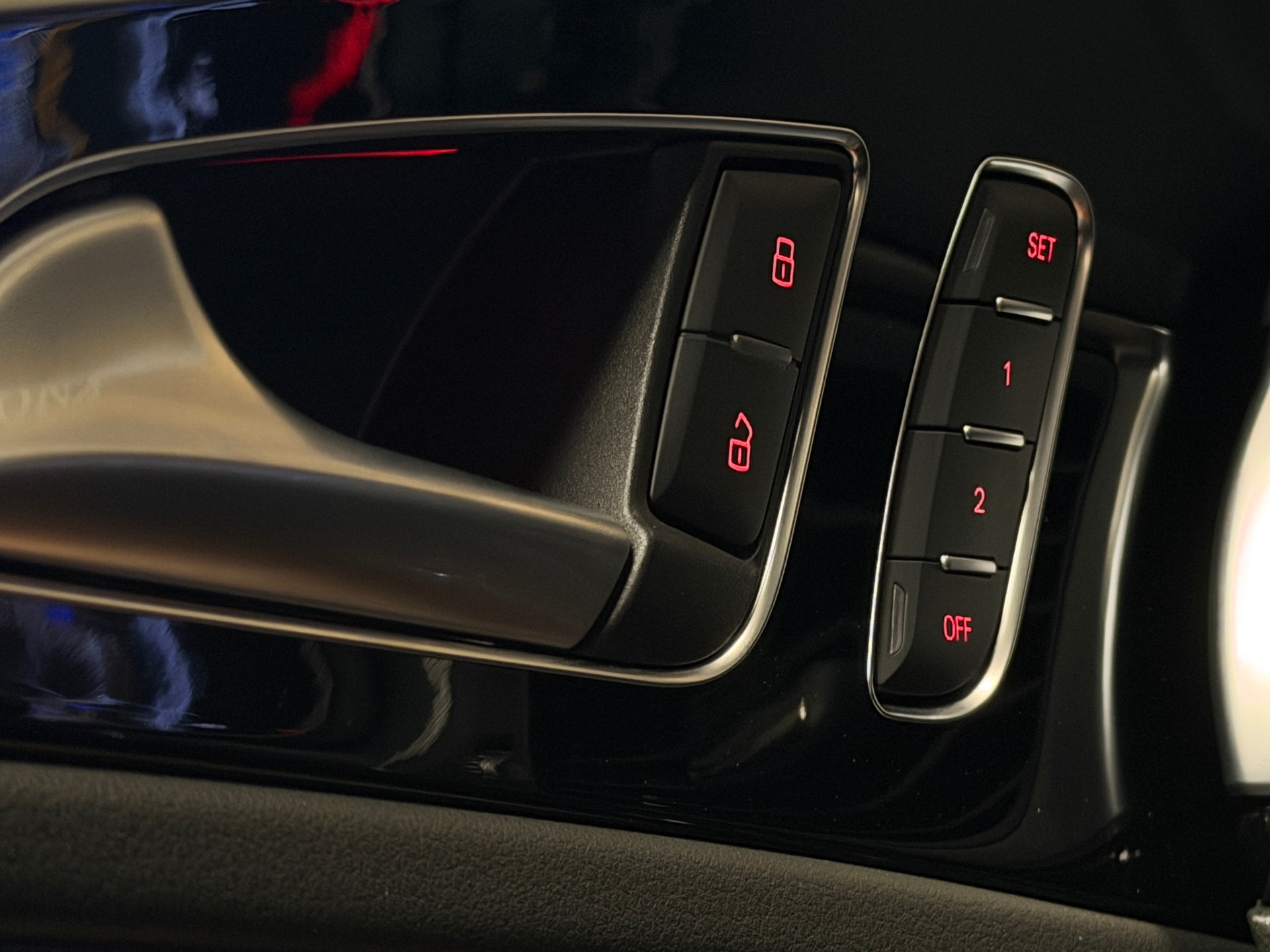 AUDI A6 Avant 3.0 BiTDI V6 qu. competition tiptronic-image-20