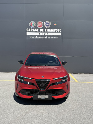 ALFA ROMEO Junior 1.2 Hybrid Q4-image-1