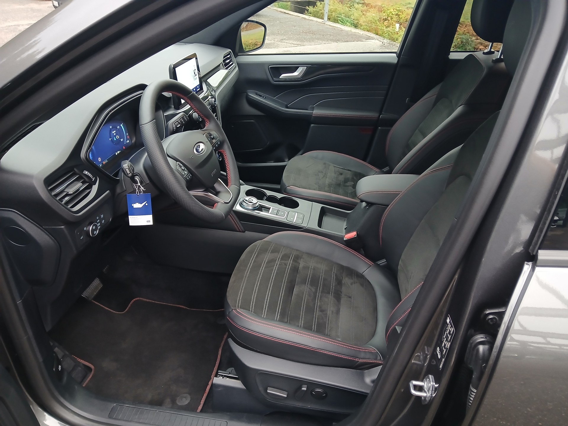 FORD Kuga 2.5 FHEV ST- Line X 4WD-image-10