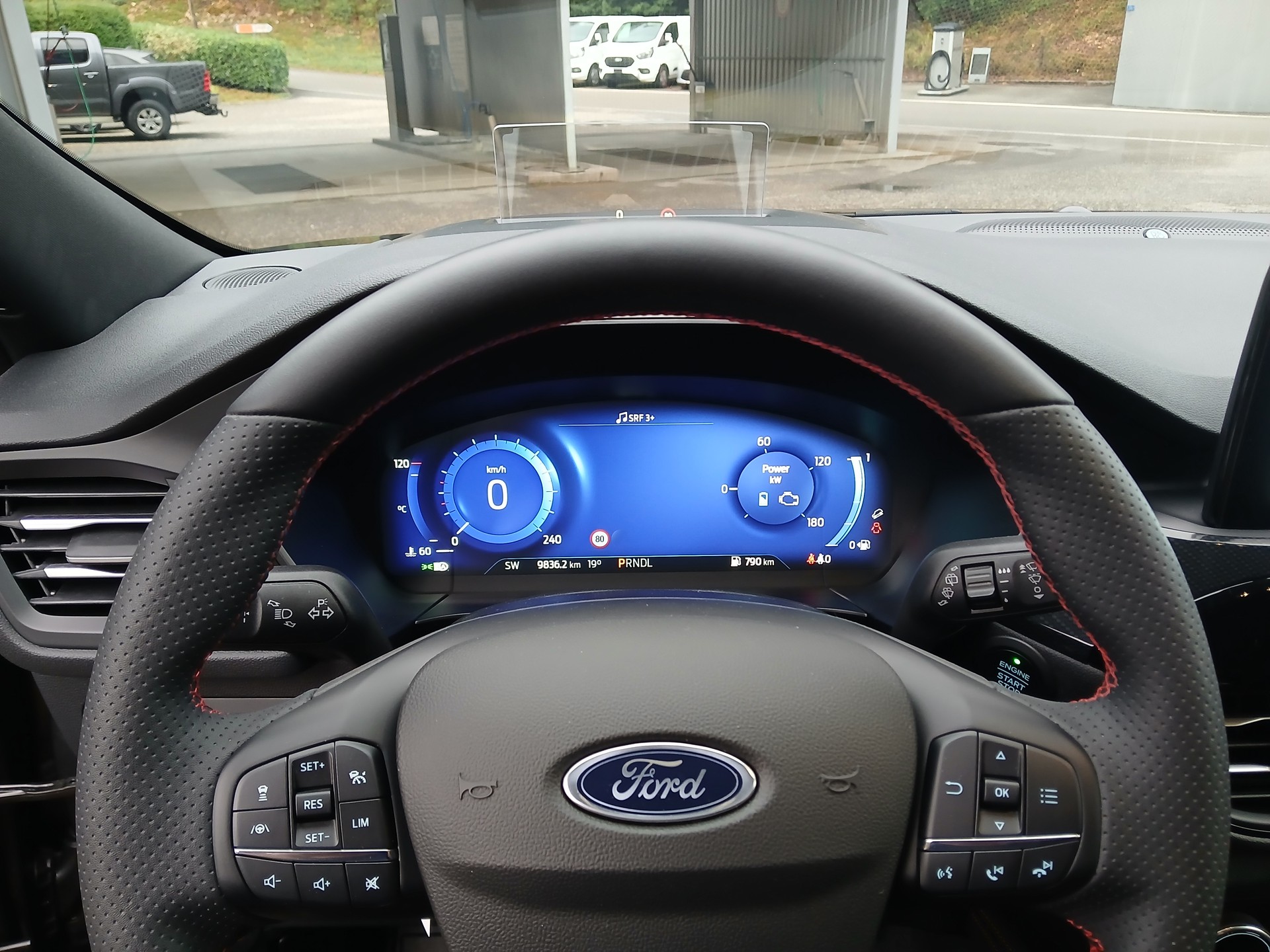 FORD Kuga 2.5 FHEV ST- Line X 4WD-image-4