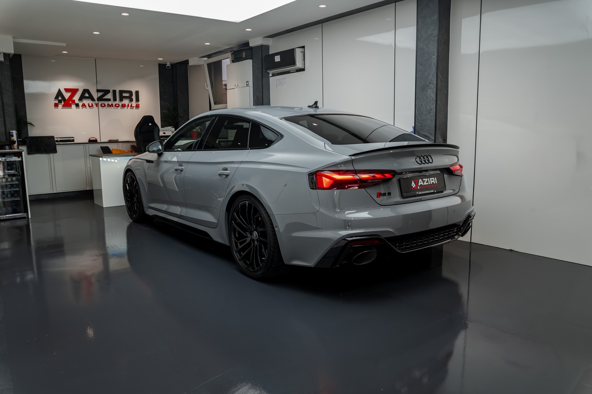AUDI RS5 Sportback 2.9 TFSI quattro tiptronic-image-6