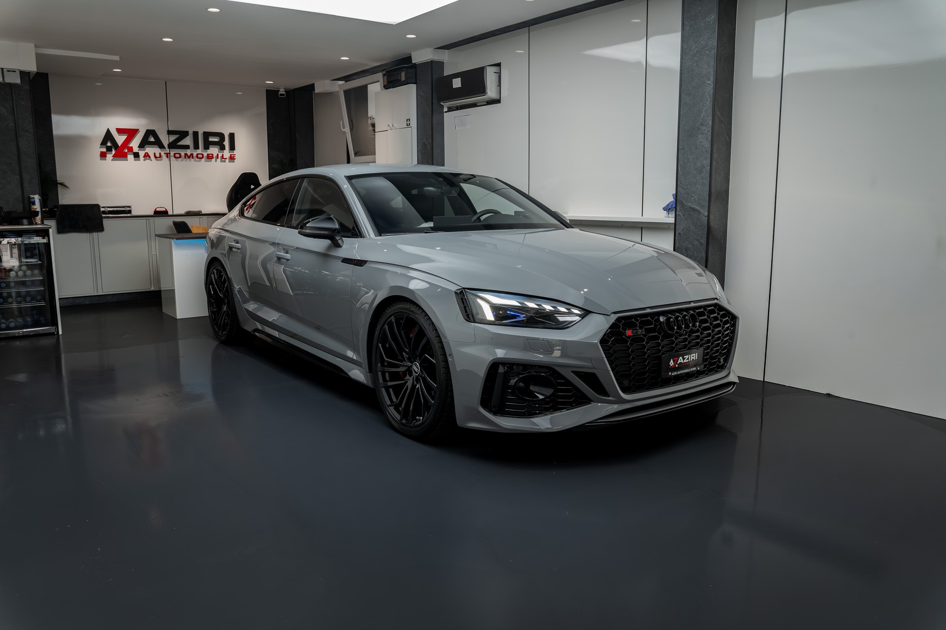 AUDI RS5 Sportback 2.9 TFSI quattro tiptronic-image-2