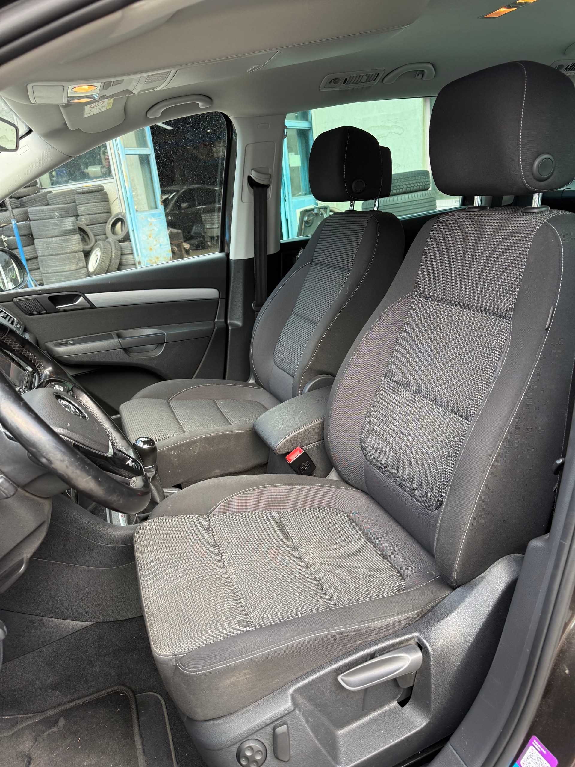 VW Sharan 2.0 TDI BMT Comfortline 4Motion-image-10