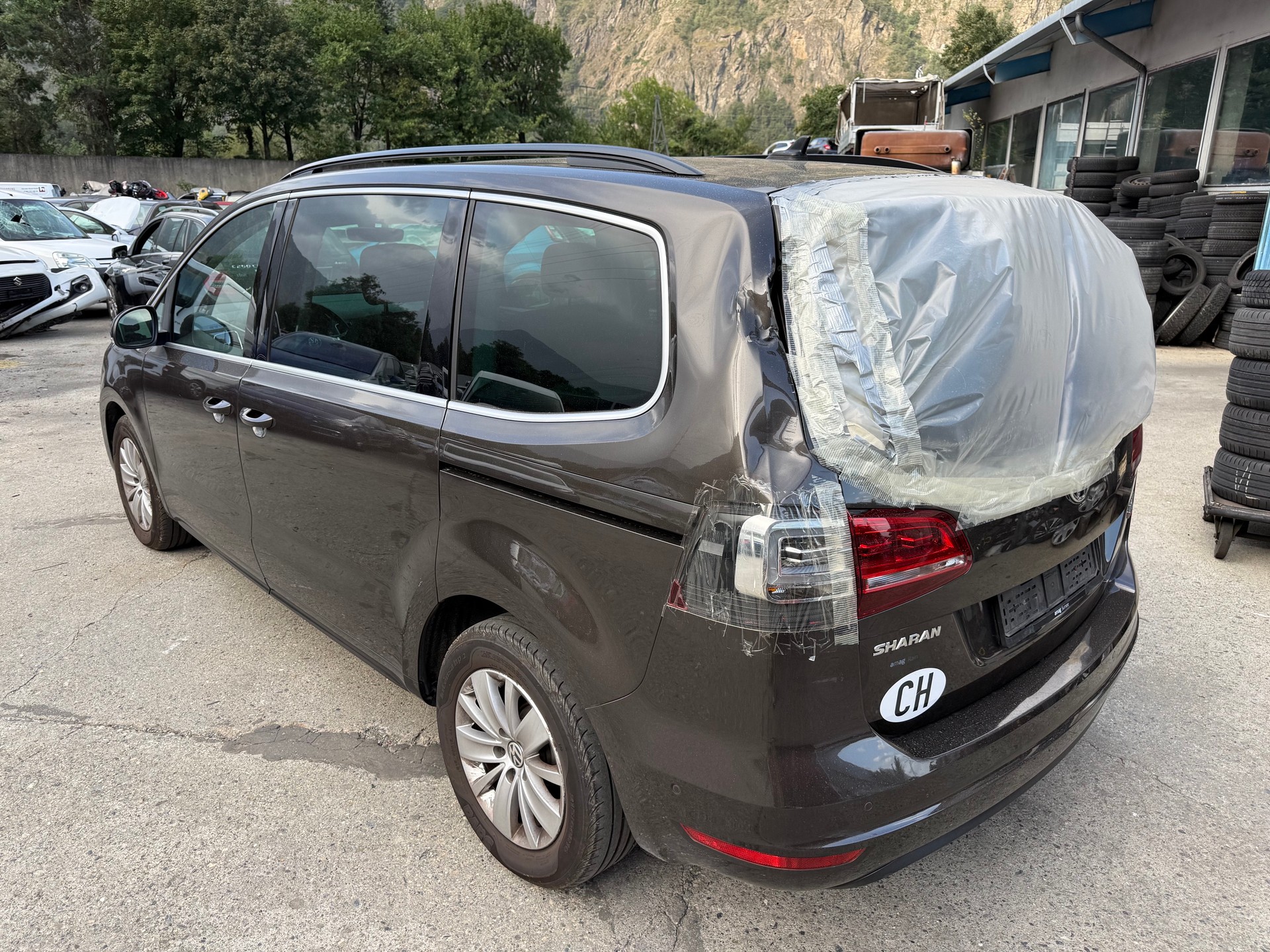 VW Sharan 2.0 TDI BMT Comfortline 4Motion-image-7