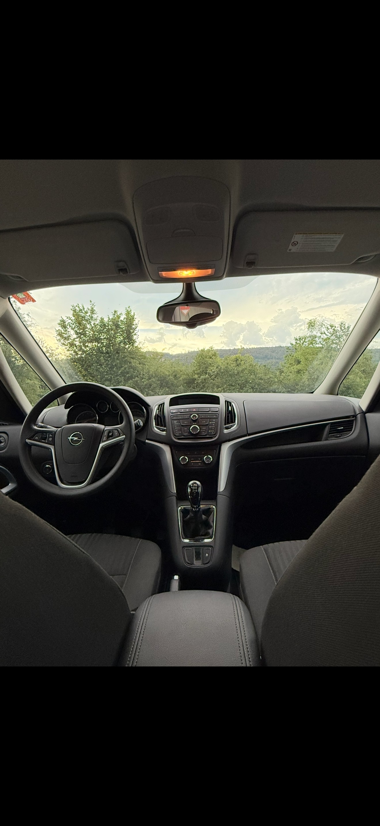OPEL Zafira Tourer 1.6i 16V CNG Turbo Cosmo-image-8