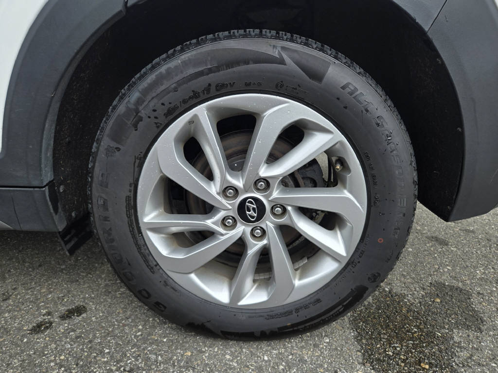HYUNDAI Tucson 2.0 CRDi Plena 4WD-image-5