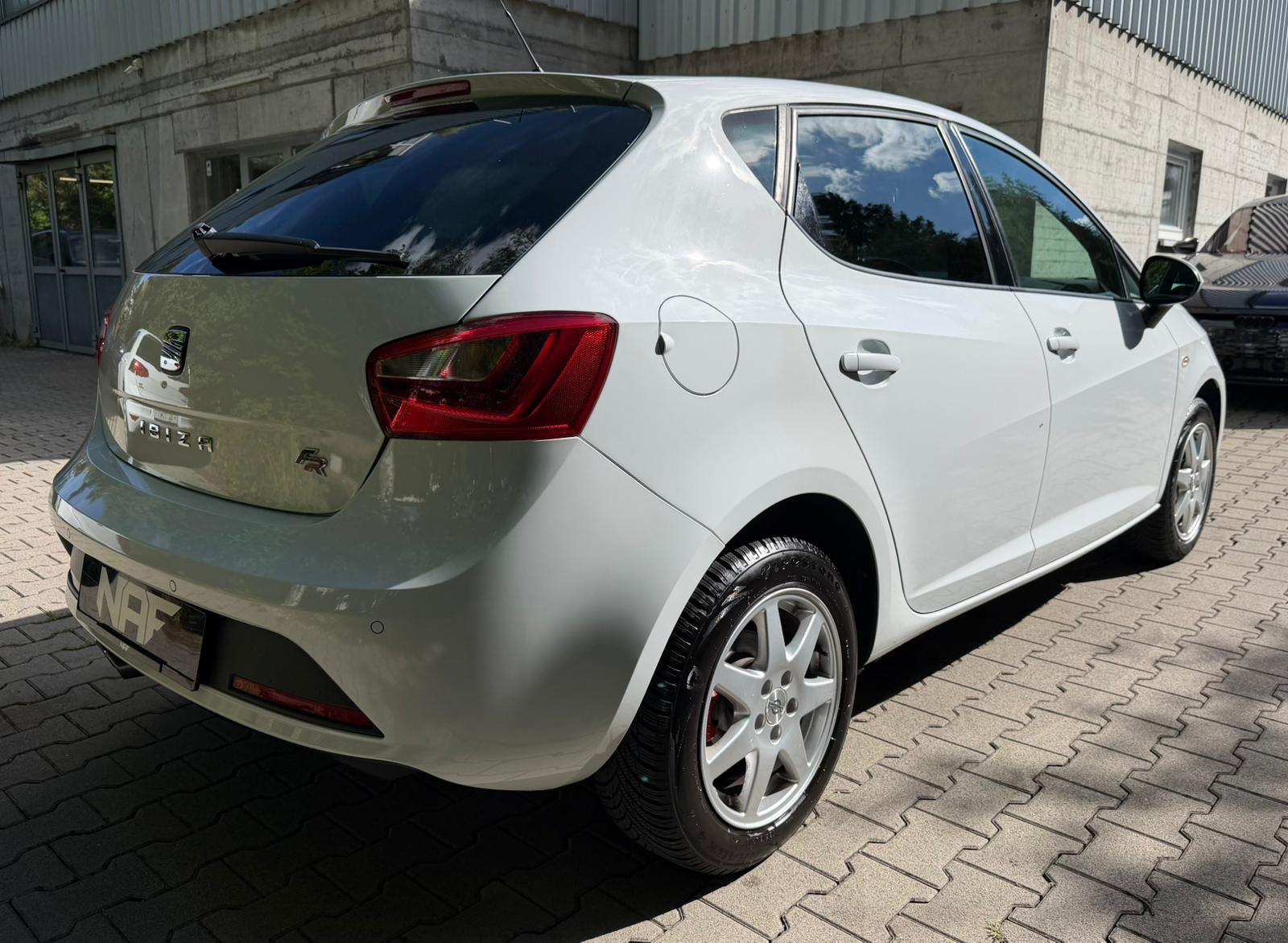 SEAT Ibiza 1.2 TSI FR-image-4