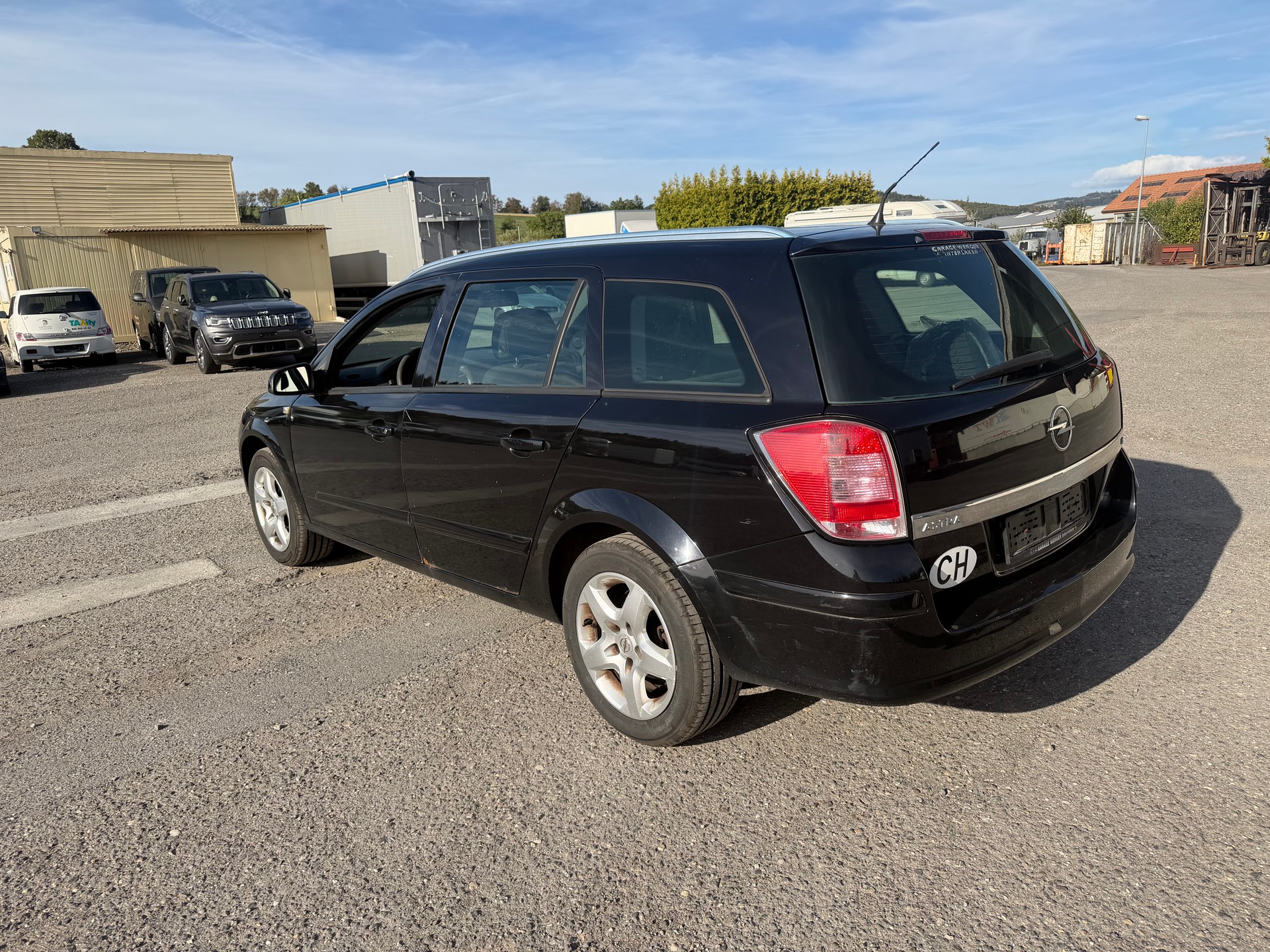 OPEL Astra Caravan 1.6i 16V Enjoy-image-4