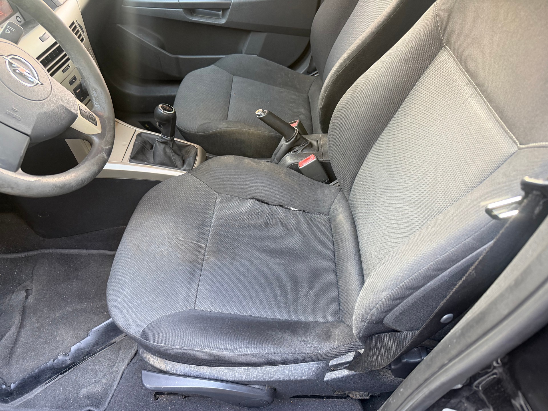 OPEL Astra Caravan 1.6i 16V Enjoy-image-6