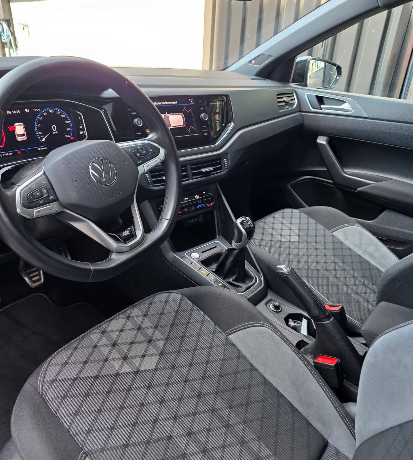 VW Polo 1.0 TSI R-Line-image-8