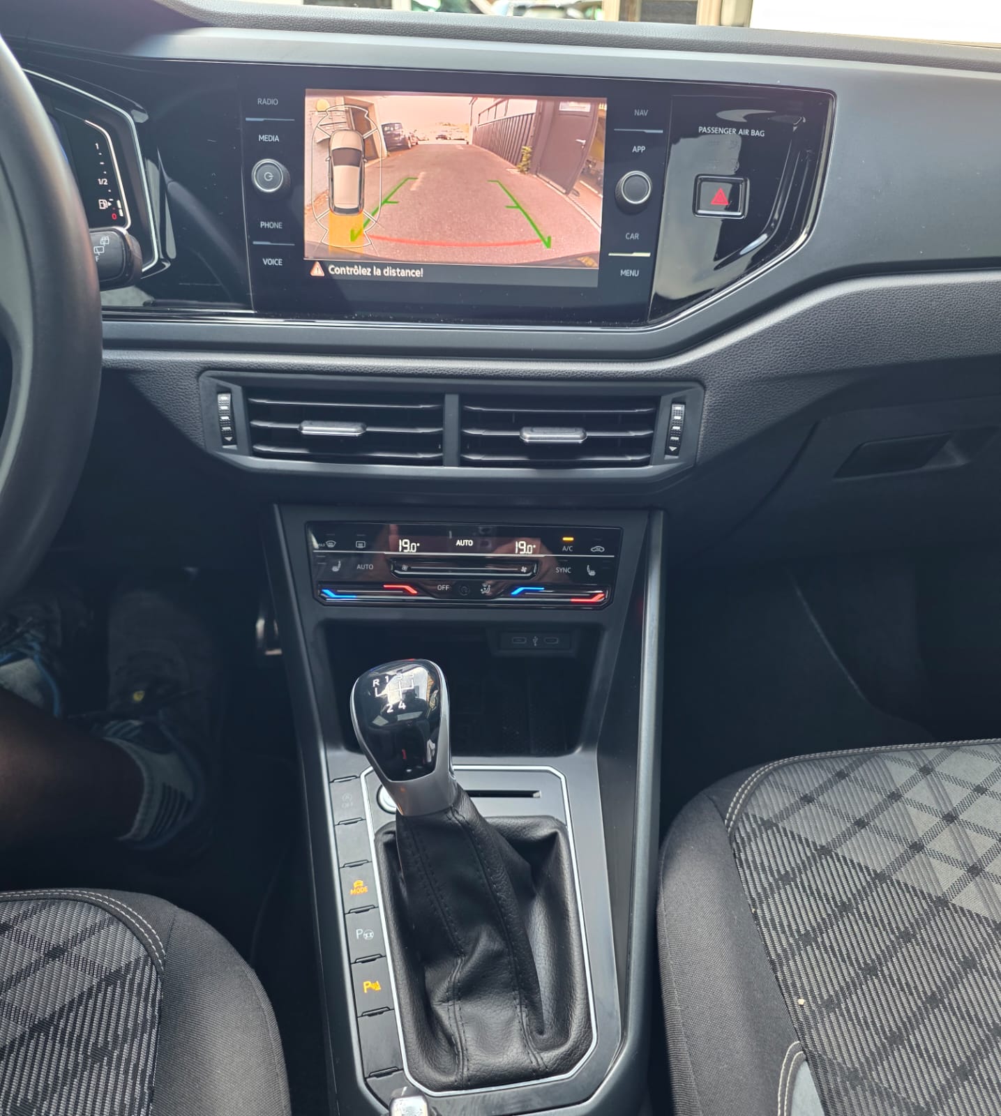 VW Polo 1.0 TSI R-Line-image-9