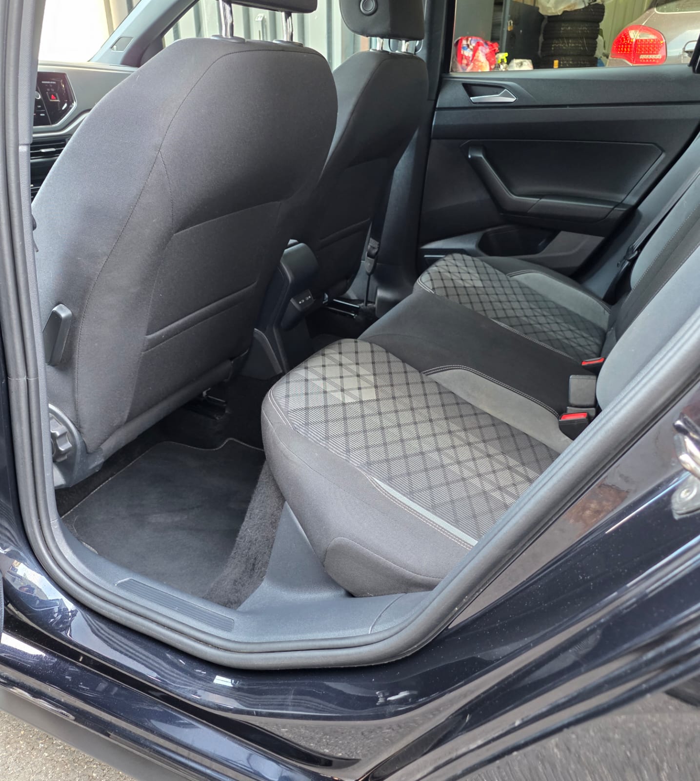 VW Polo 1.0 TSI R-Line-image-10