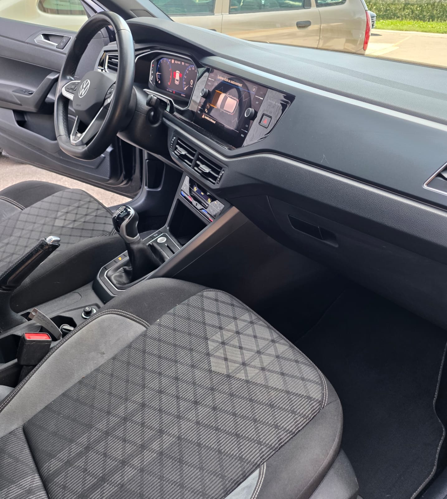 VW Polo 1.0 TSI R-Line-image-5