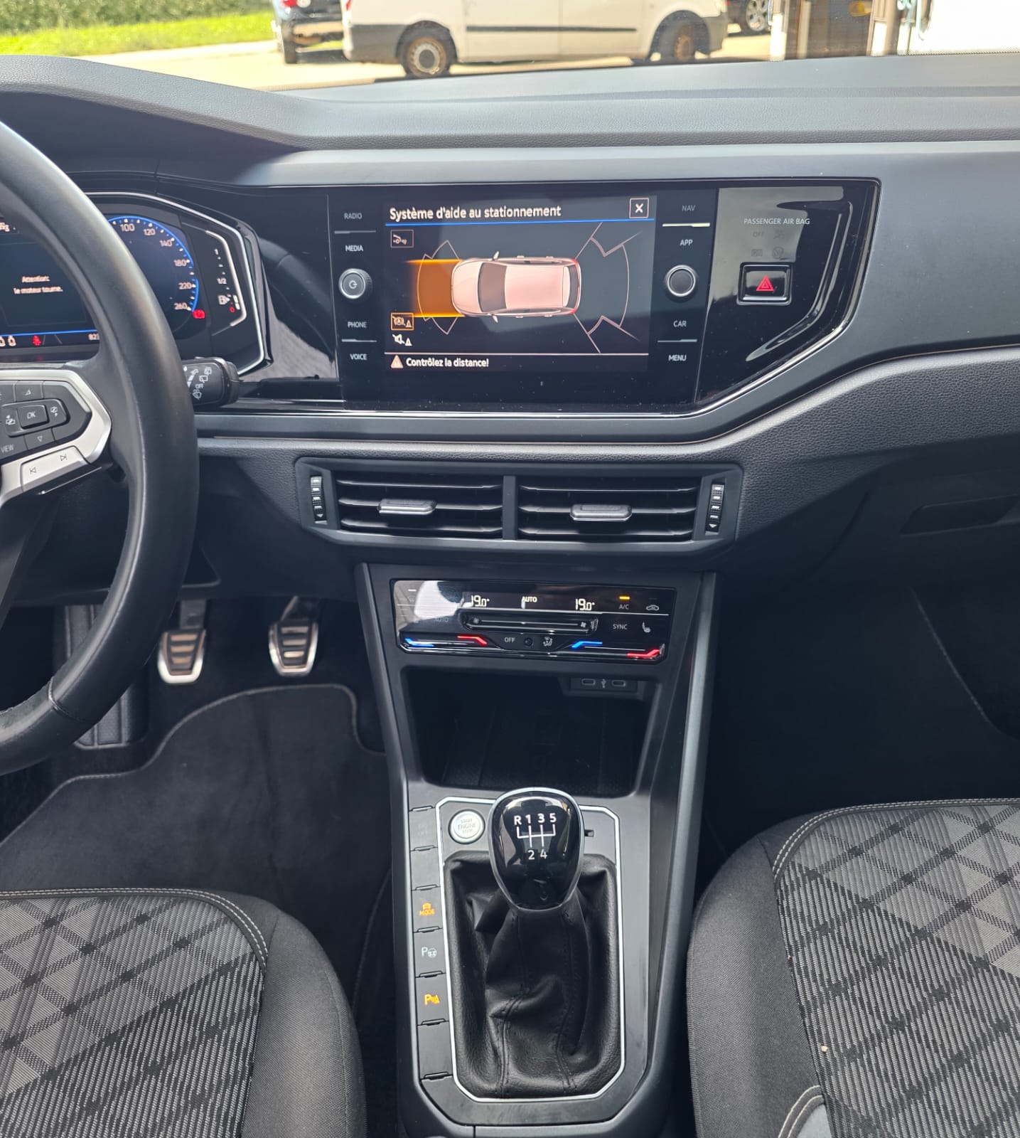 VW Polo 1.0 TSI R-Line-image-4