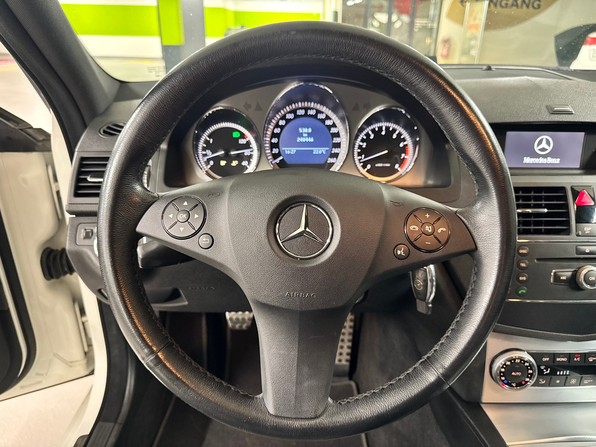 MERCEDES-BENZ C 180 Kompressor Classic-image-12