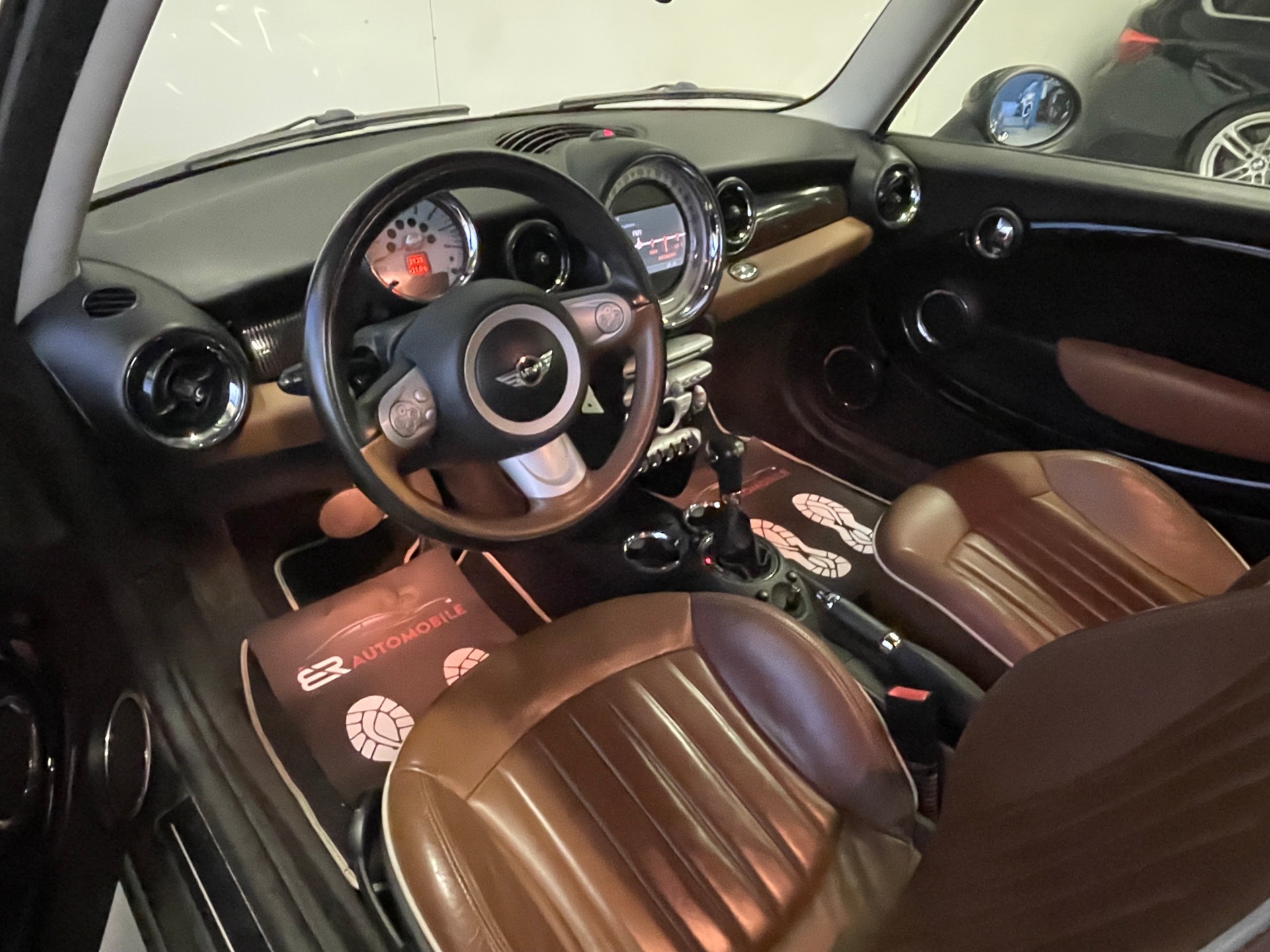 MINI COOPER-image-10