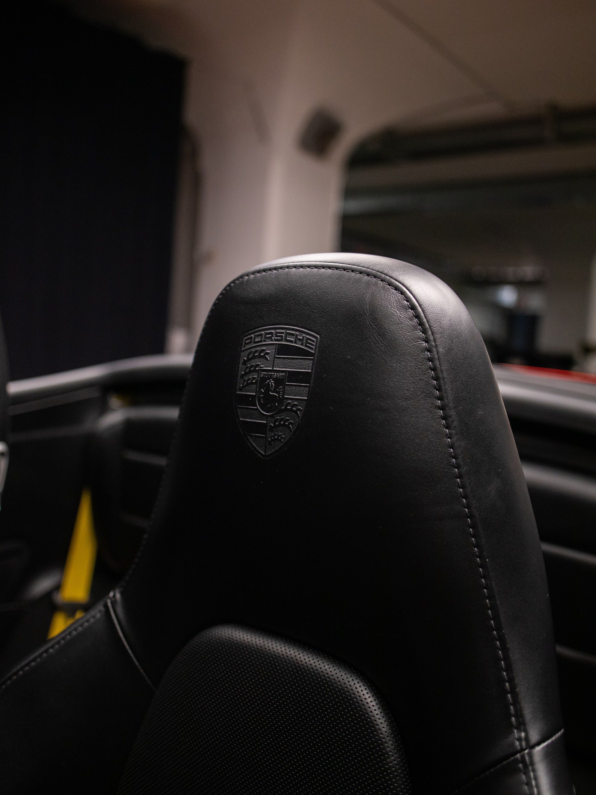 PORSCHE 911 Turbo S Cabrio PDK-image-27