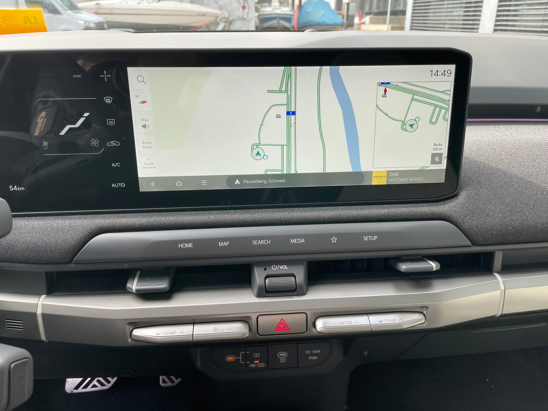 KIA EV3 81,4 kWh GT-Line mit GT-Line Pack und Panoramadach und Ivory silver mat!-image-18