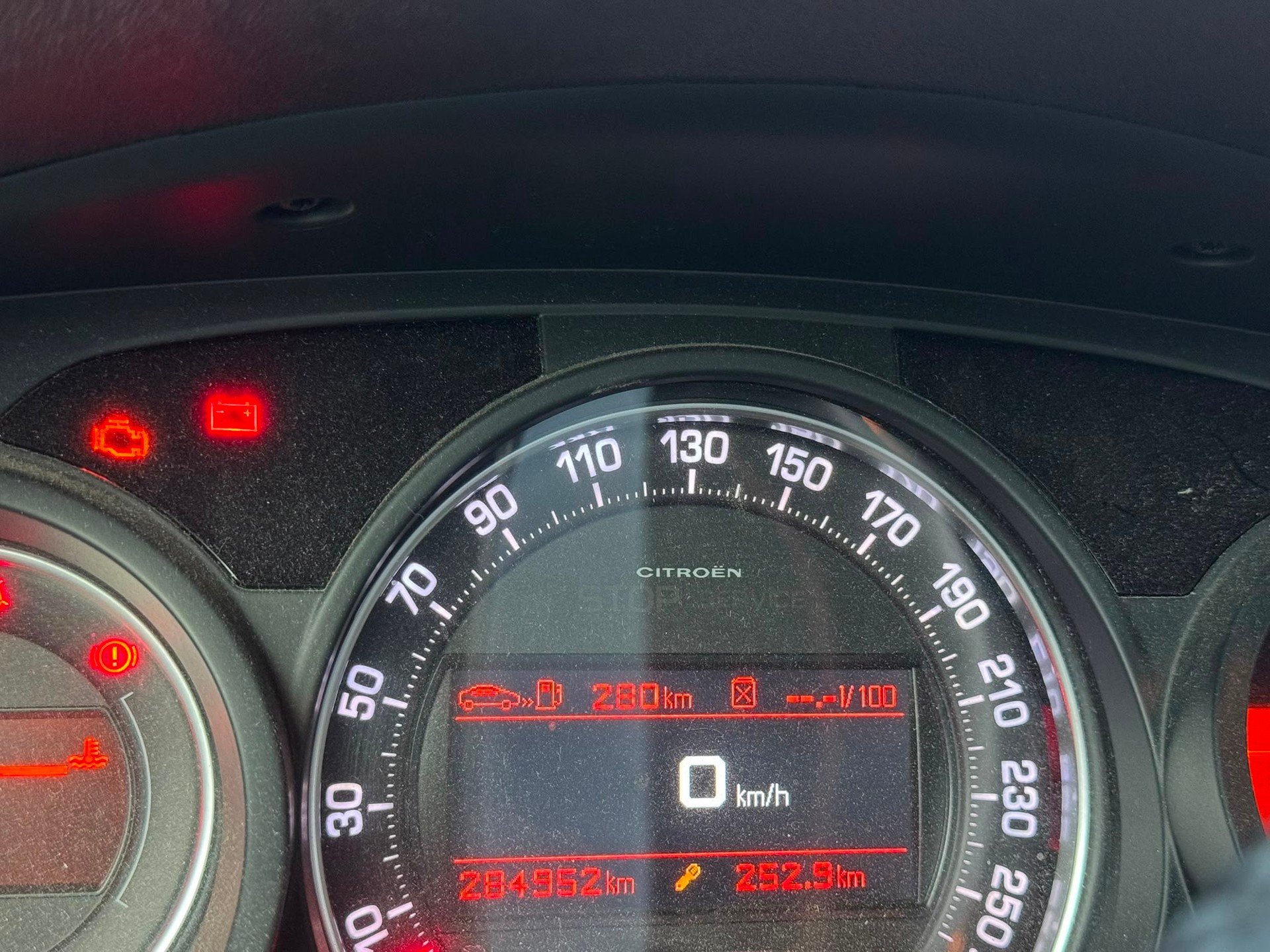CITROEN C5 Tourer 2.2 HDi Edition Automatic-image-13
