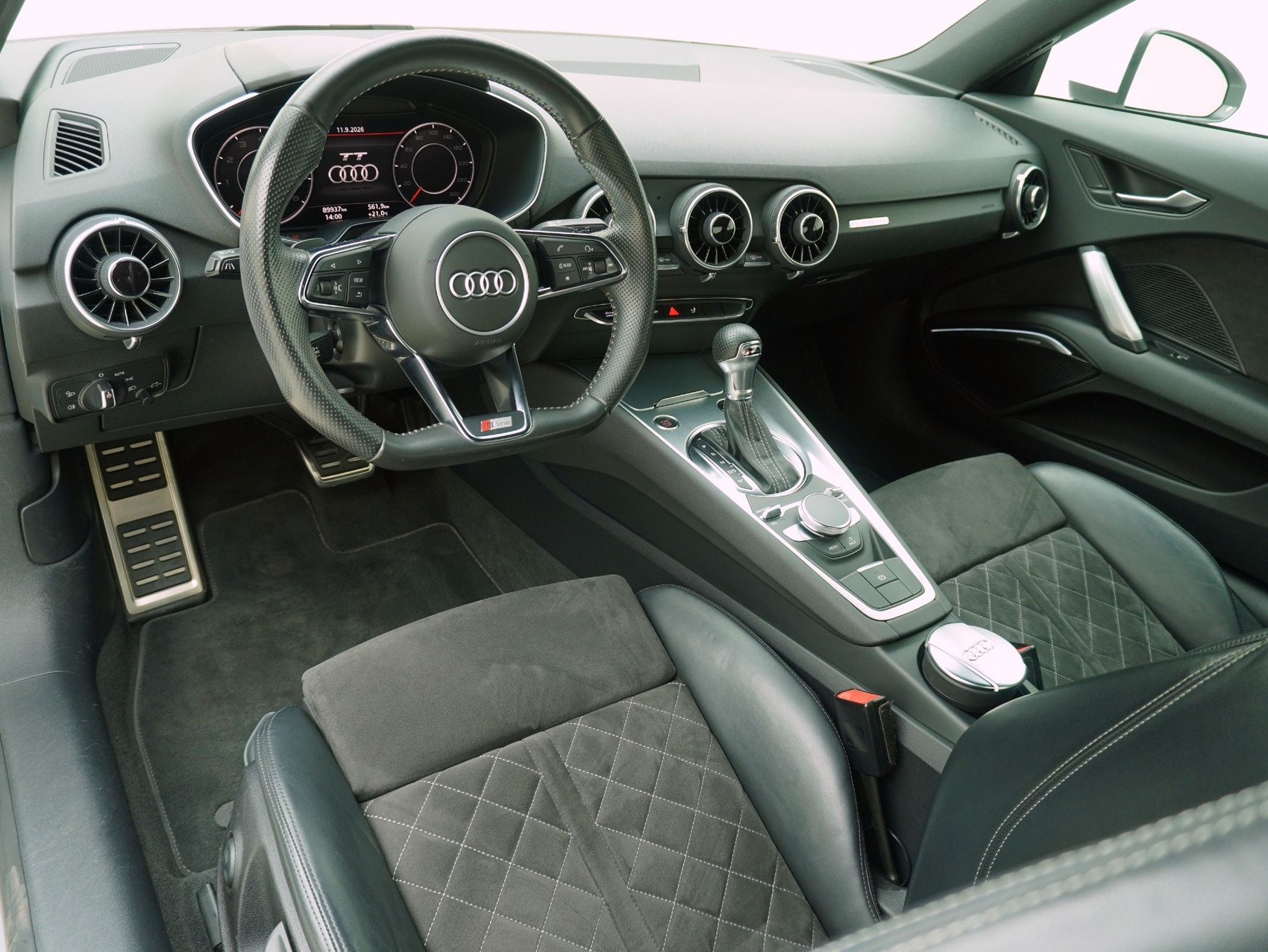 AUDI TT Coupé 2.0 TFSI S line quattro S-Tronic-image-9