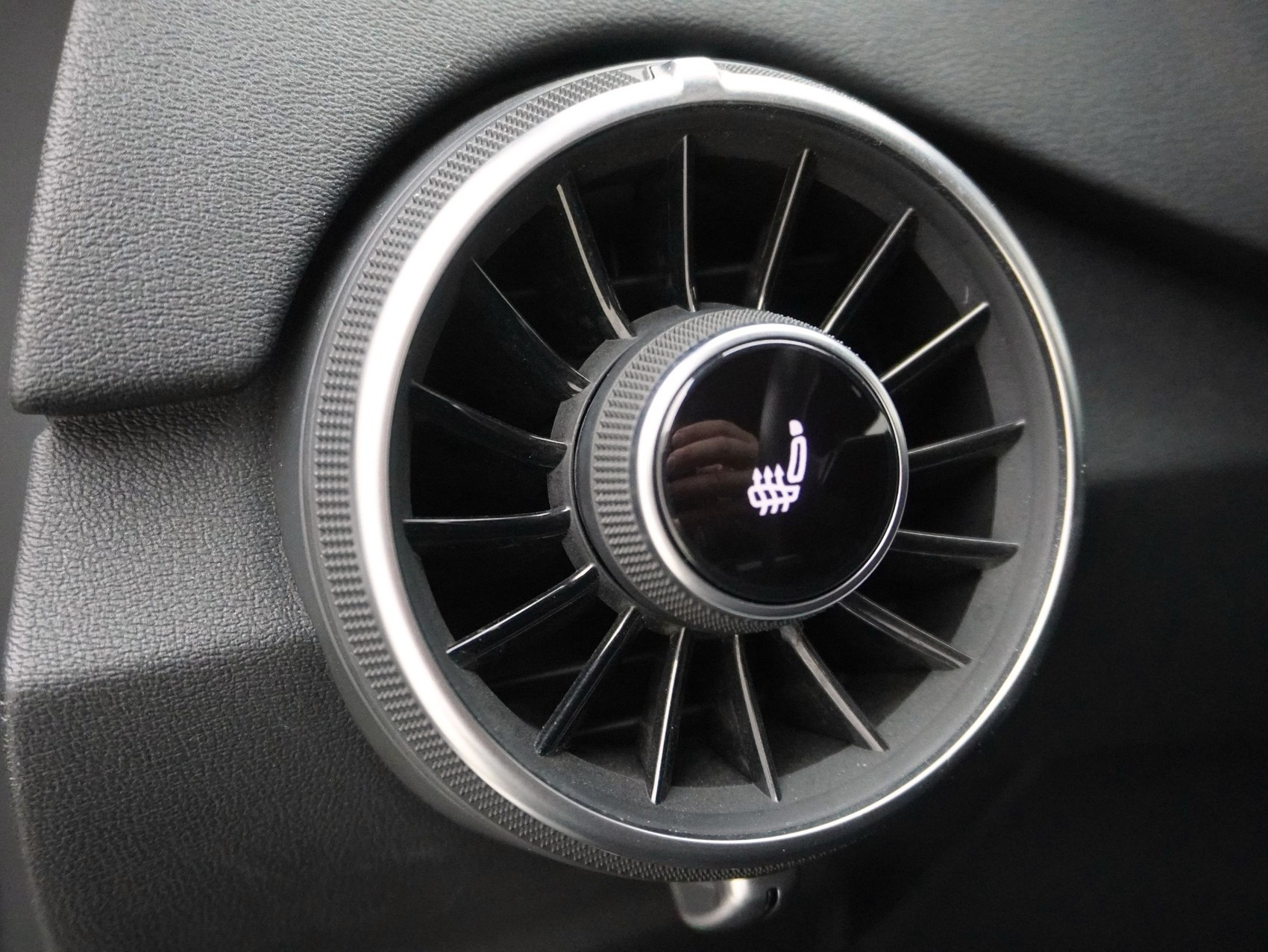 AUDI TT Coupé 2.0 TFSI S line quattro S-Tronic-image-14