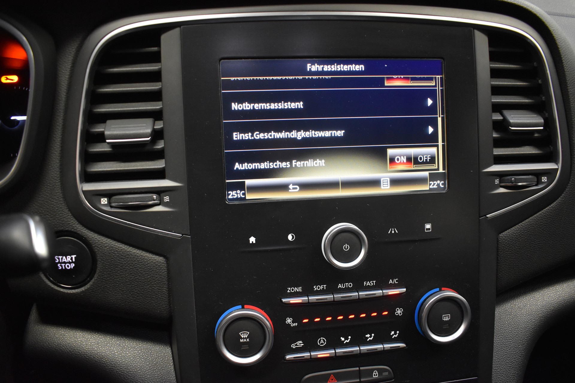 RENAULT Mégane Grandtour 1.5 dCi Business Line-image-17