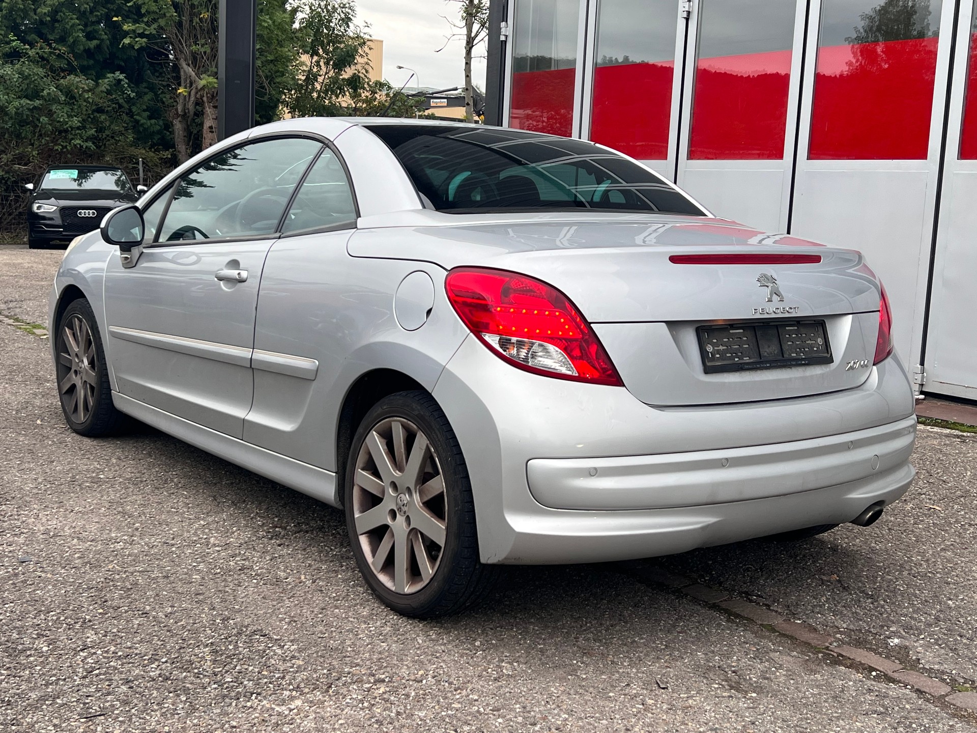 PEUGEOT 207 CC 1.6 16V Sport Automatic-image-3
