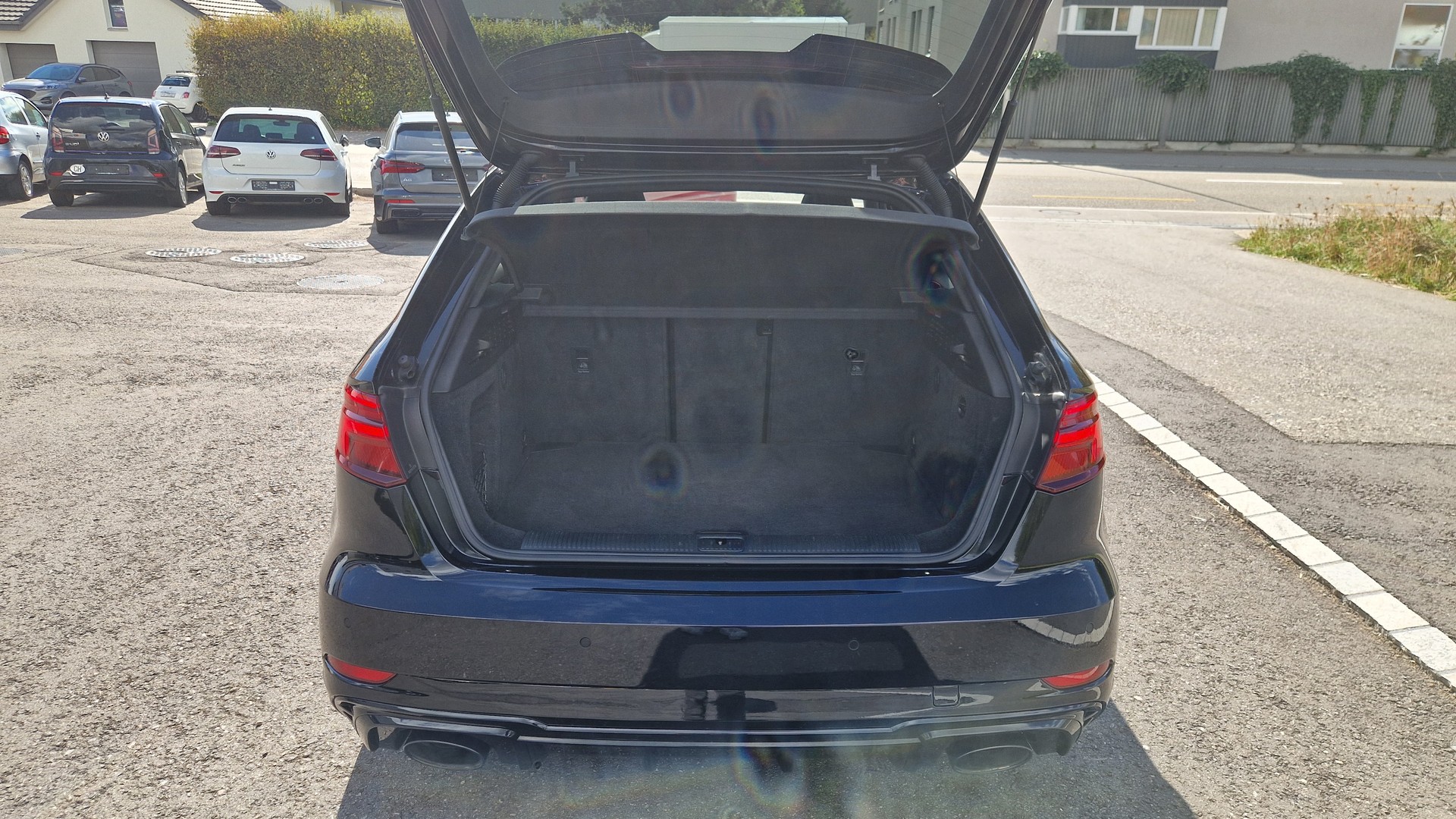 AUDI RS3 Sportback 2.5 TSI quattro S-tronic-image-14