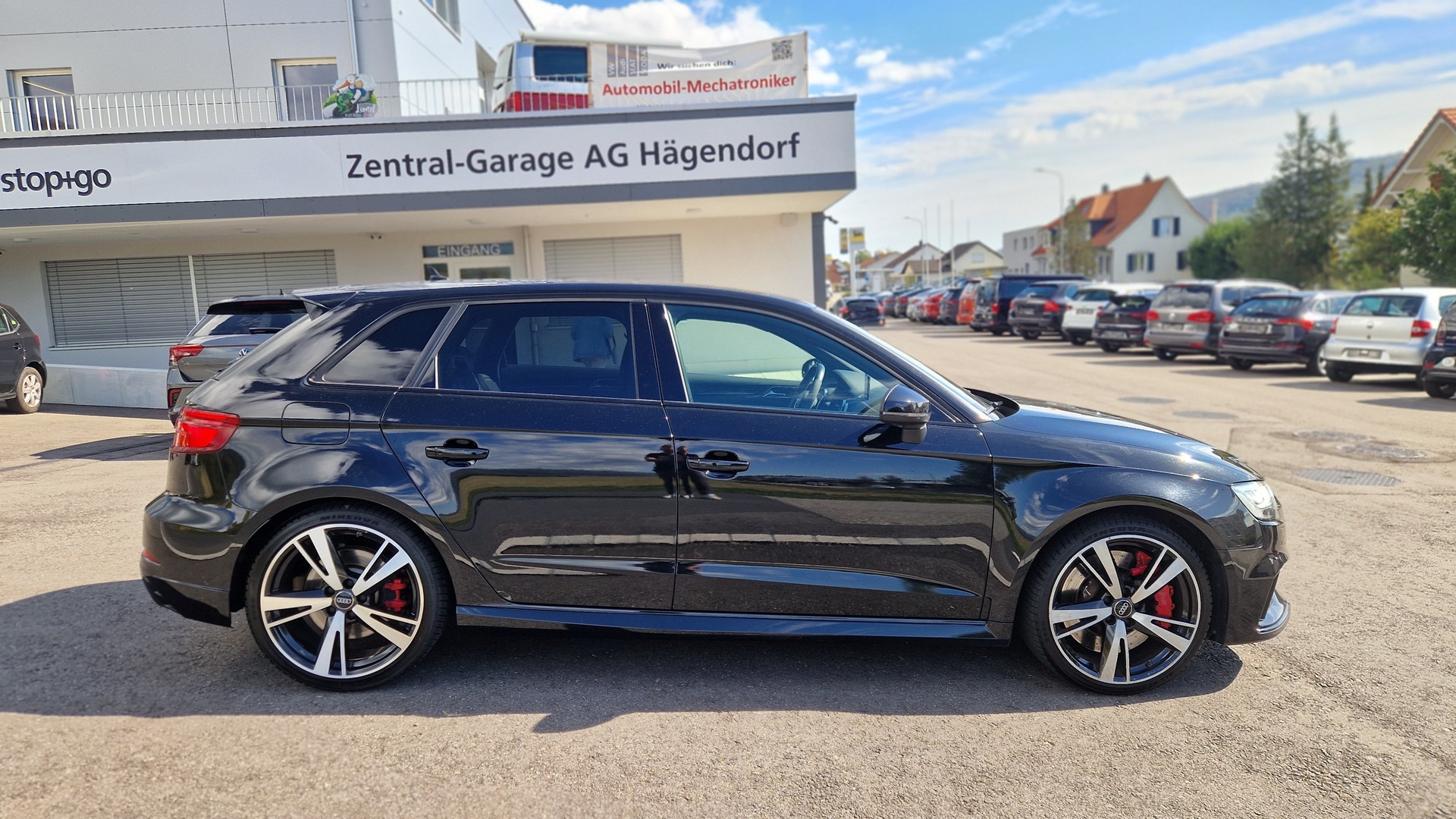 AUDI RS3 Sportback 2.5 TSI quattro S-tronic-image-3