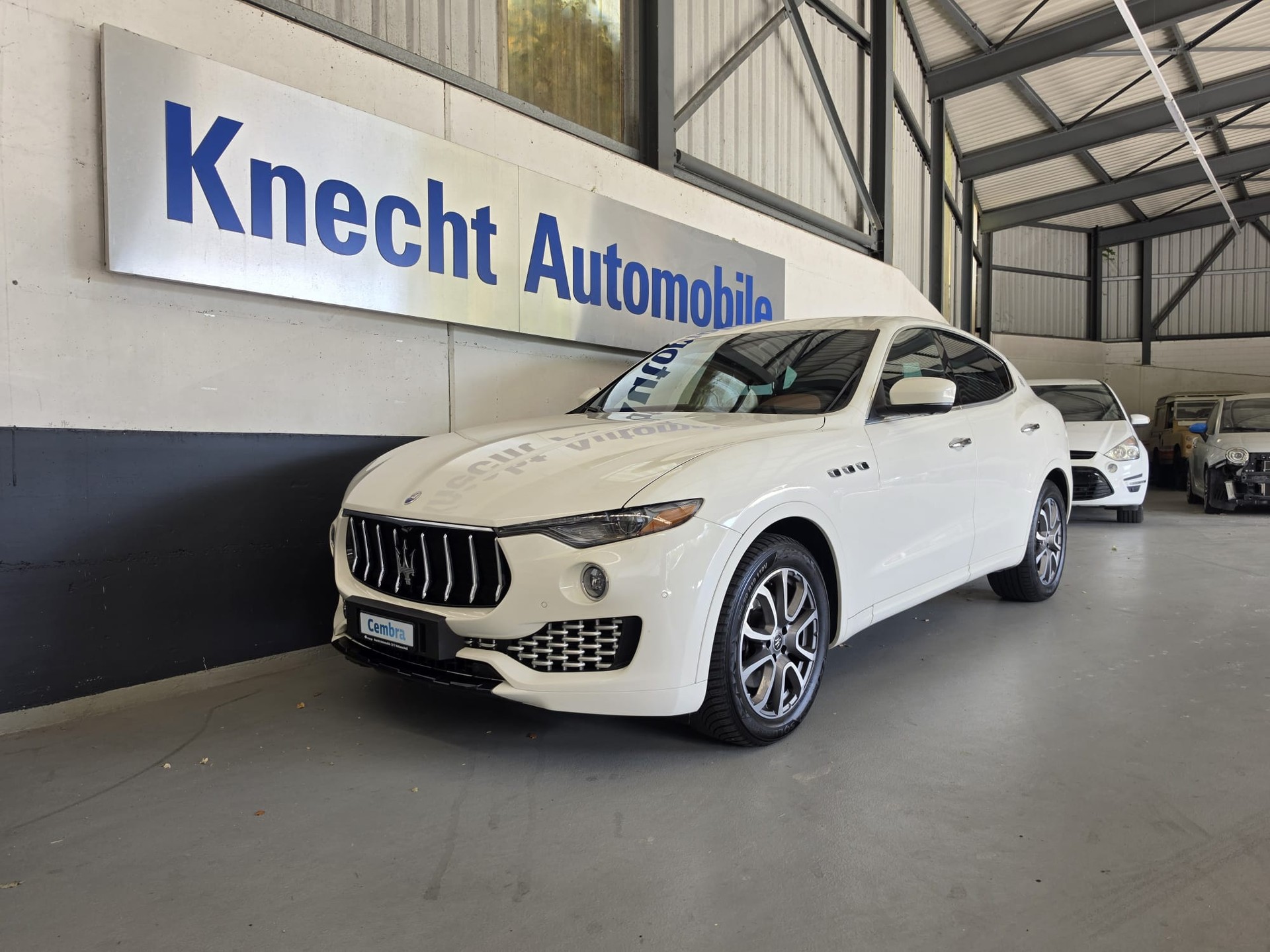 MASERATI Levante 3.0 V6 GranLusso Automatica-image-1