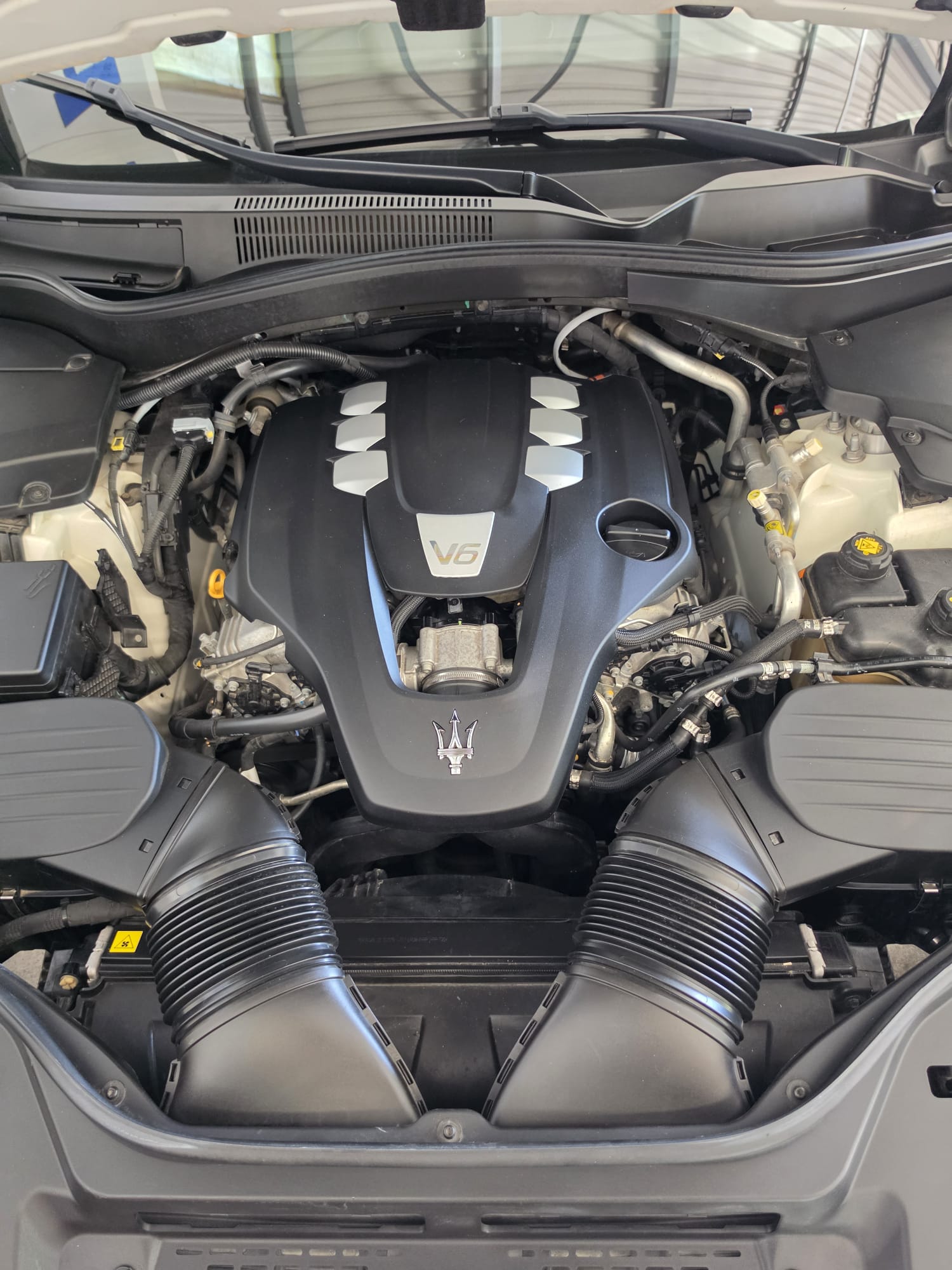 MASERATI Levante 3.0 V6 GranLusso Automatica-image-9