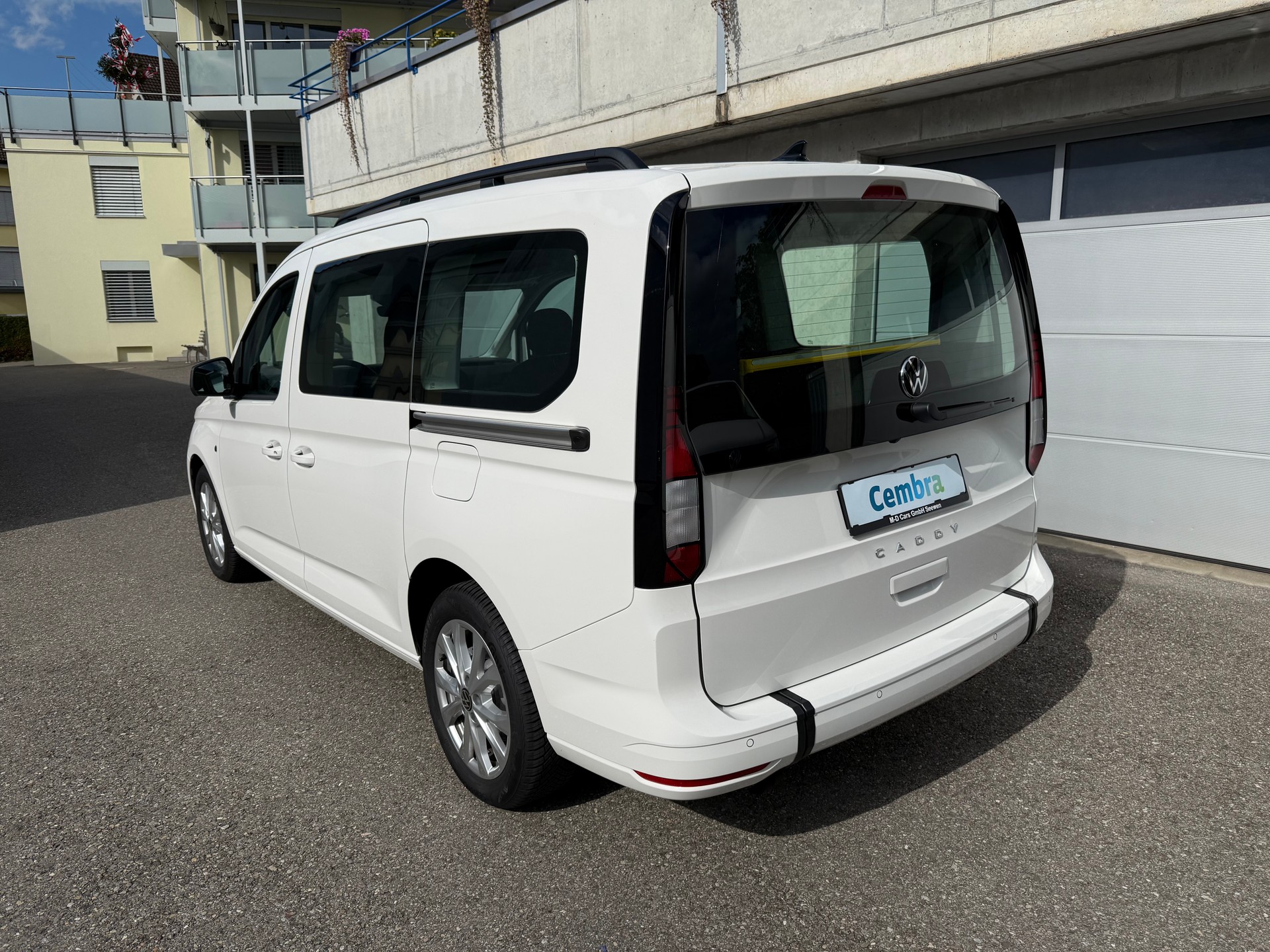 VW Caddy Maxi 2.0 TDI DSG *5+1 Plätzer*-image-5