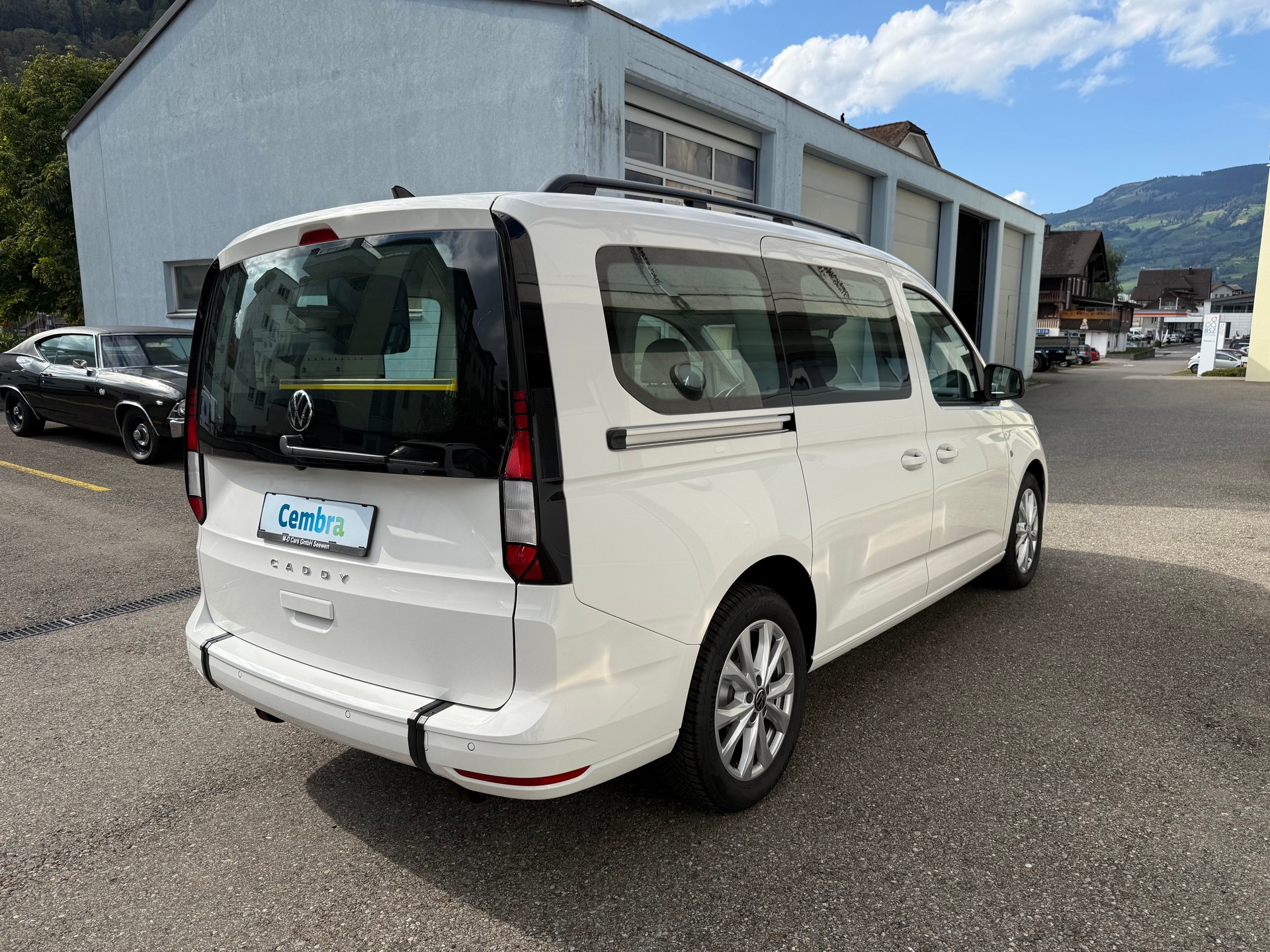 VW Caddy Maxi 2.0 TDI DSG *5+1 Plätzer*-image-3