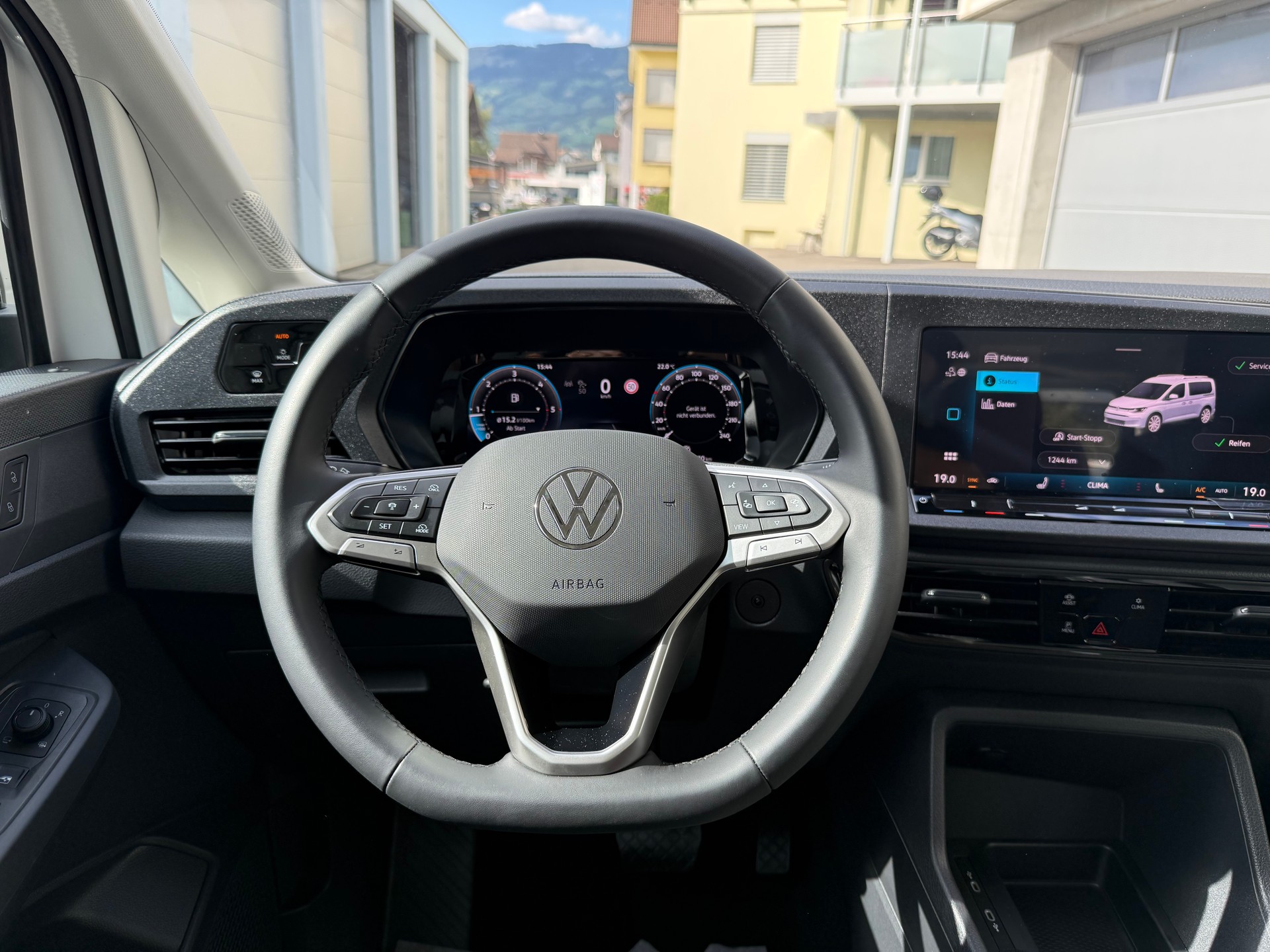 VW Caddy Maxi 2.0 TDI DSG *5+1 Plätzer*-image-12