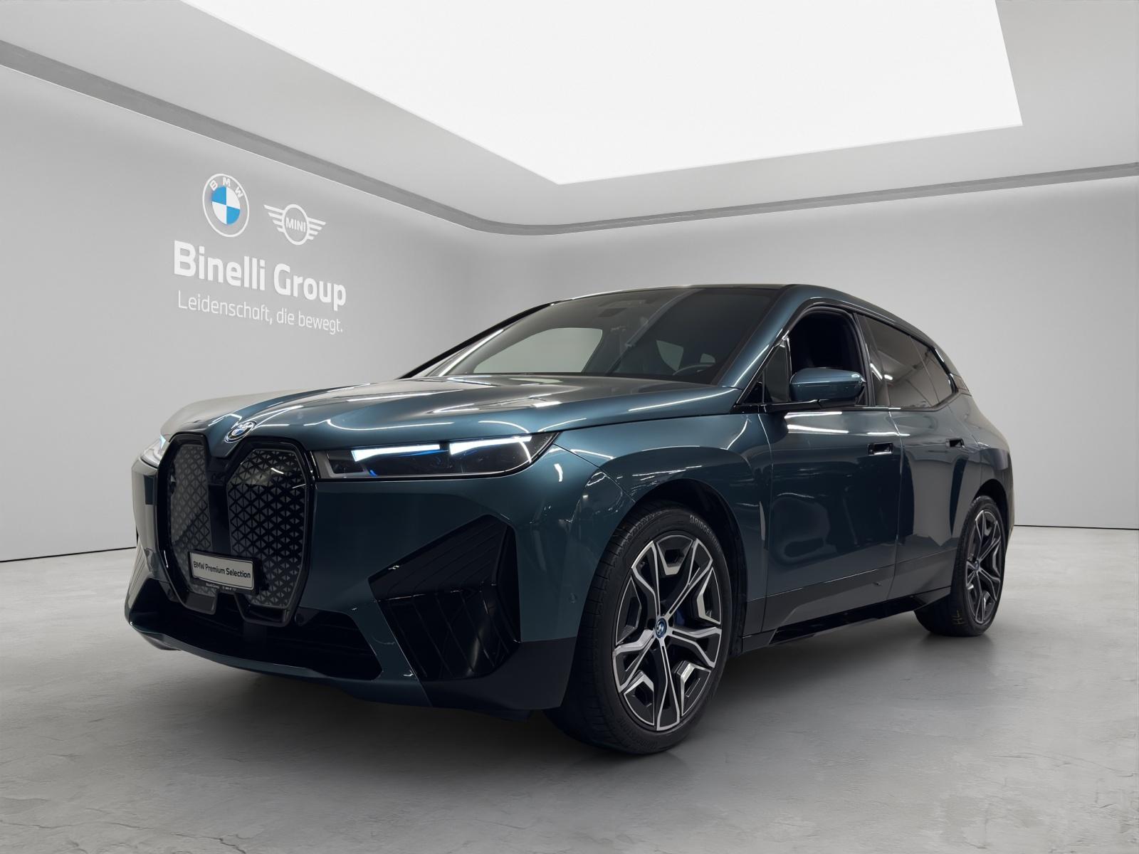 BMW iX xDrive40-image-0