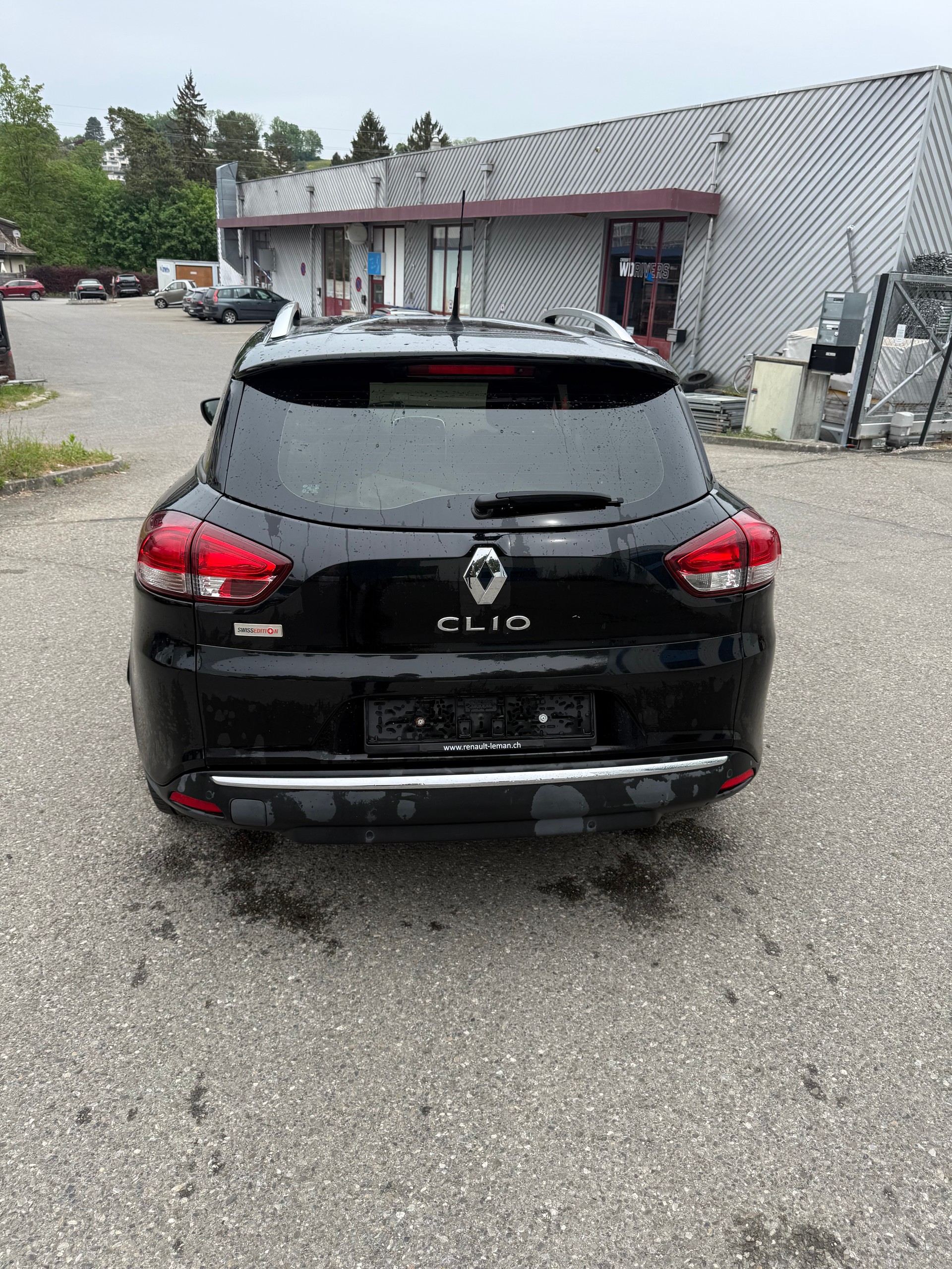 RENAULT Clio Grandtour 1.2 16V T GT EDC-image-4
