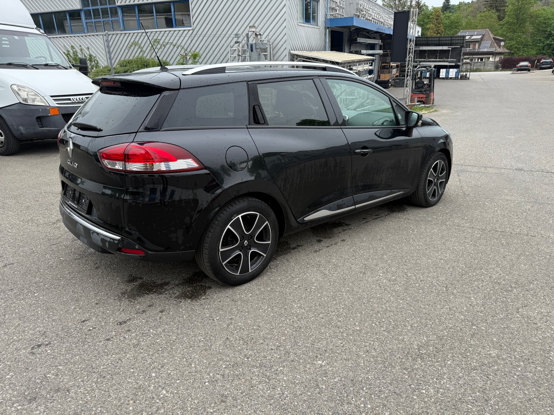 RENAULT Clio Grandtour 1.2 16V T GT EDC-image-5
